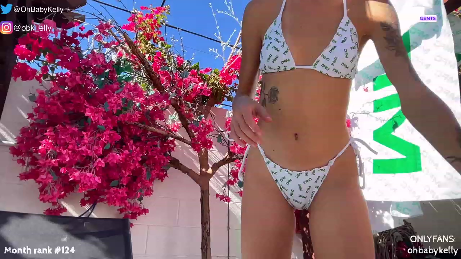 Gallery image thumbnail from Ohbabykelly's myfreecams stream on, 10/10/2023, 22:03 image 8 of 20