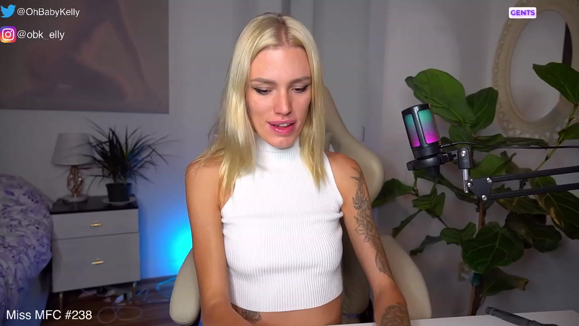 Gallery image thumbnail from Ohbabykelly's myfreecams stream on, 11/05/2023, 24:49 image 20 of 20