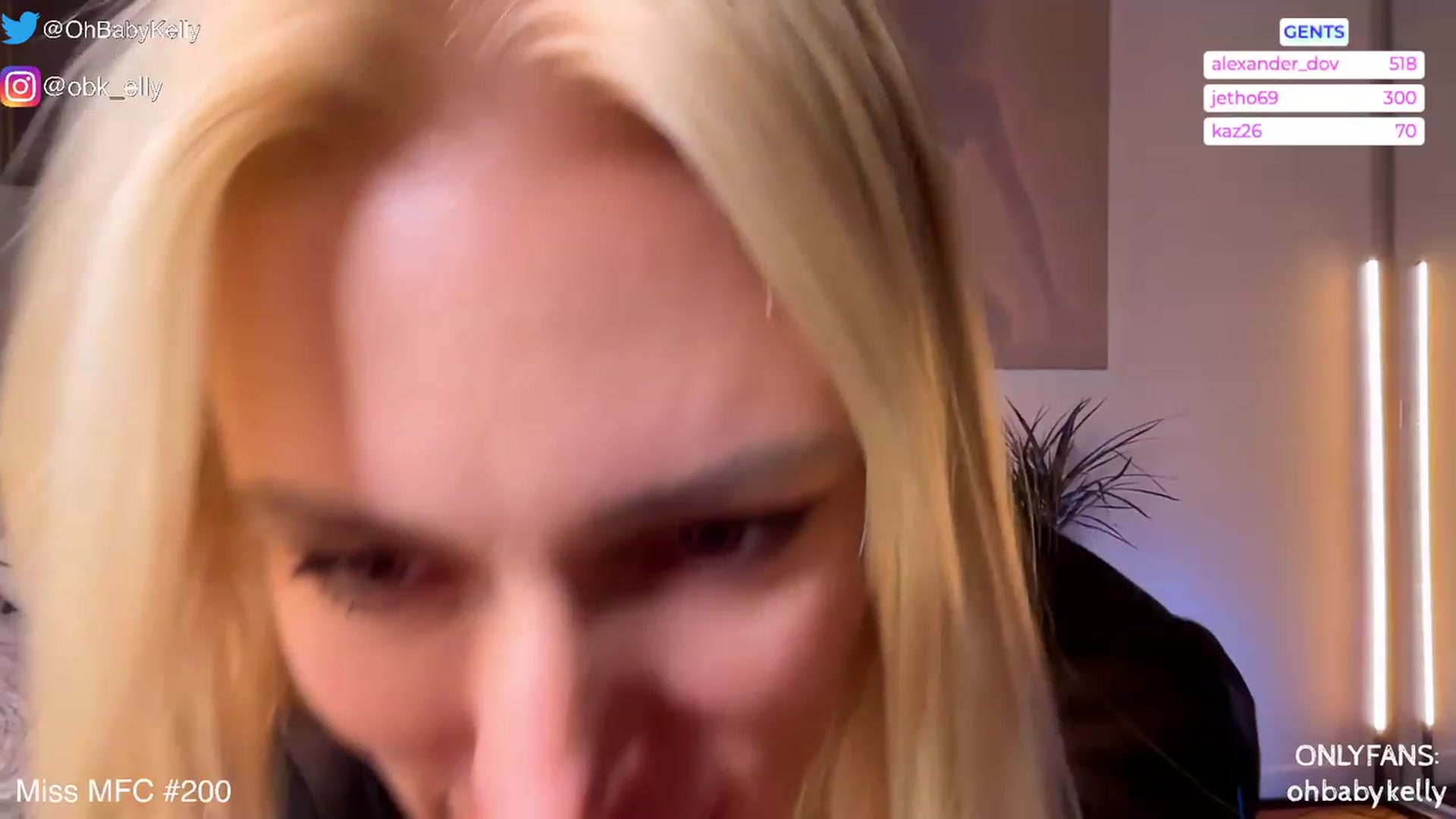 Gallery image thumbnail from Ohbabykelly's myfreecams stream on, 11/09/2023, 04:16 image 15 of 20