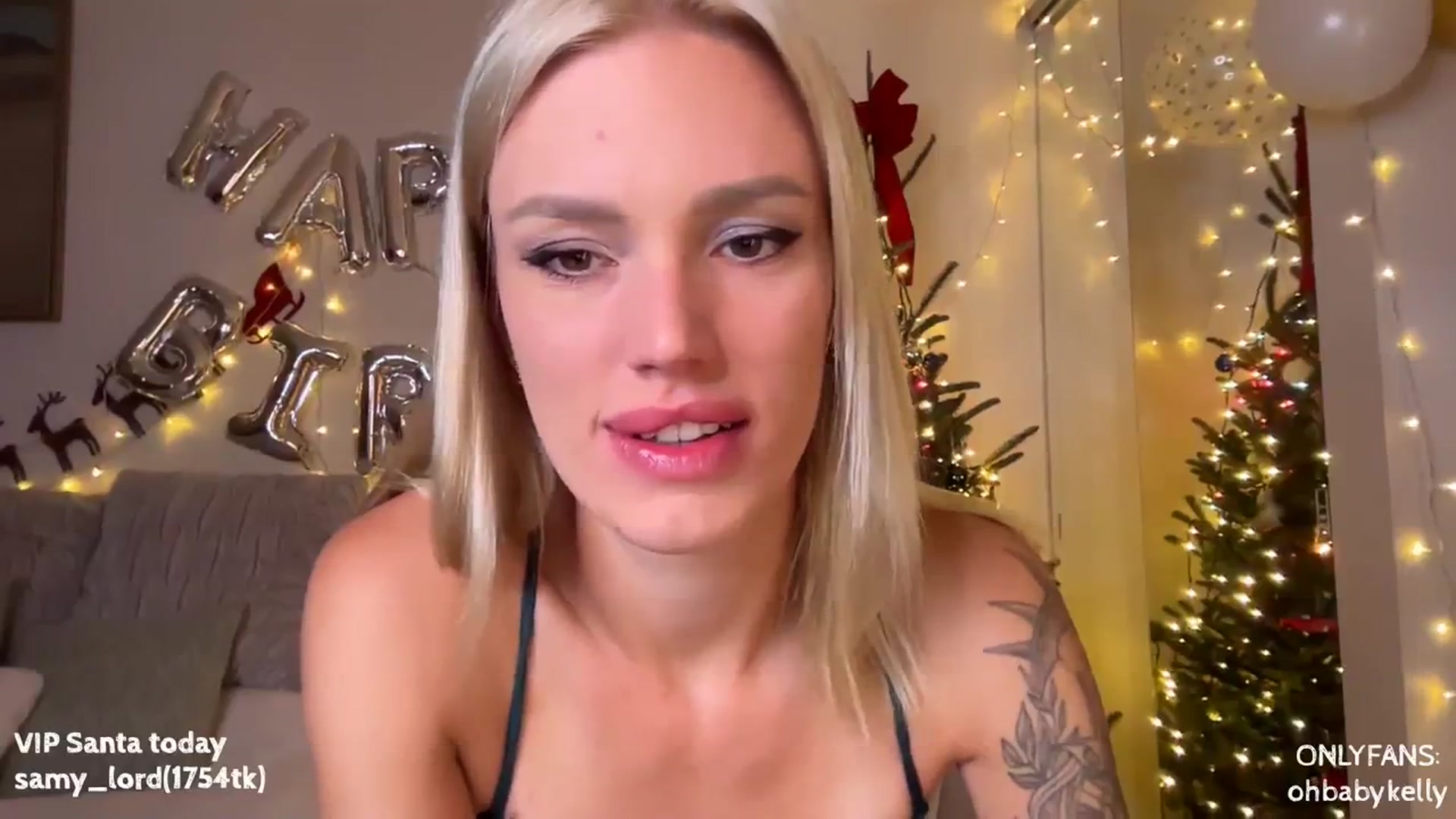 Gallery image thumbnail from Ohbabykelly's myfreecams stream on, 01/01/2024, 02:46 image 2 of 20