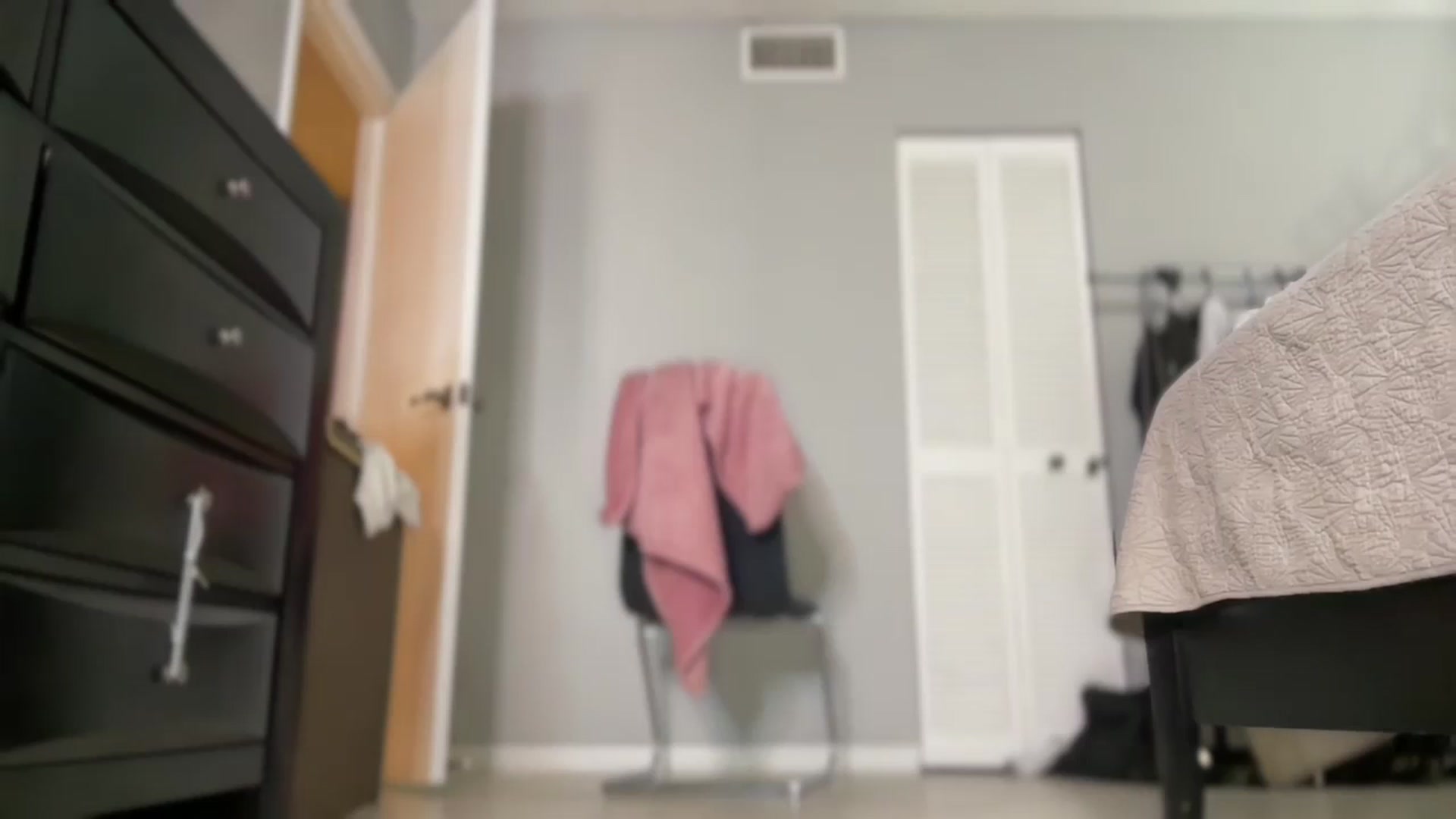 Gallery image thumbnail from Ohbabykelly's myfreecams stream on, 03/01/2024, 24:29 image 17 of 20