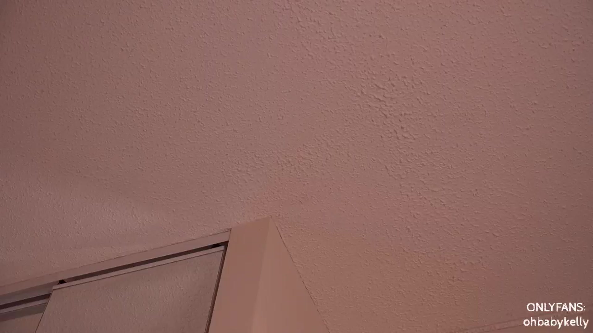 Gallery image thumbnail from Ohbabykelly's myfreecams stream on, 06/17/2024, 05:26 image 19 of 20