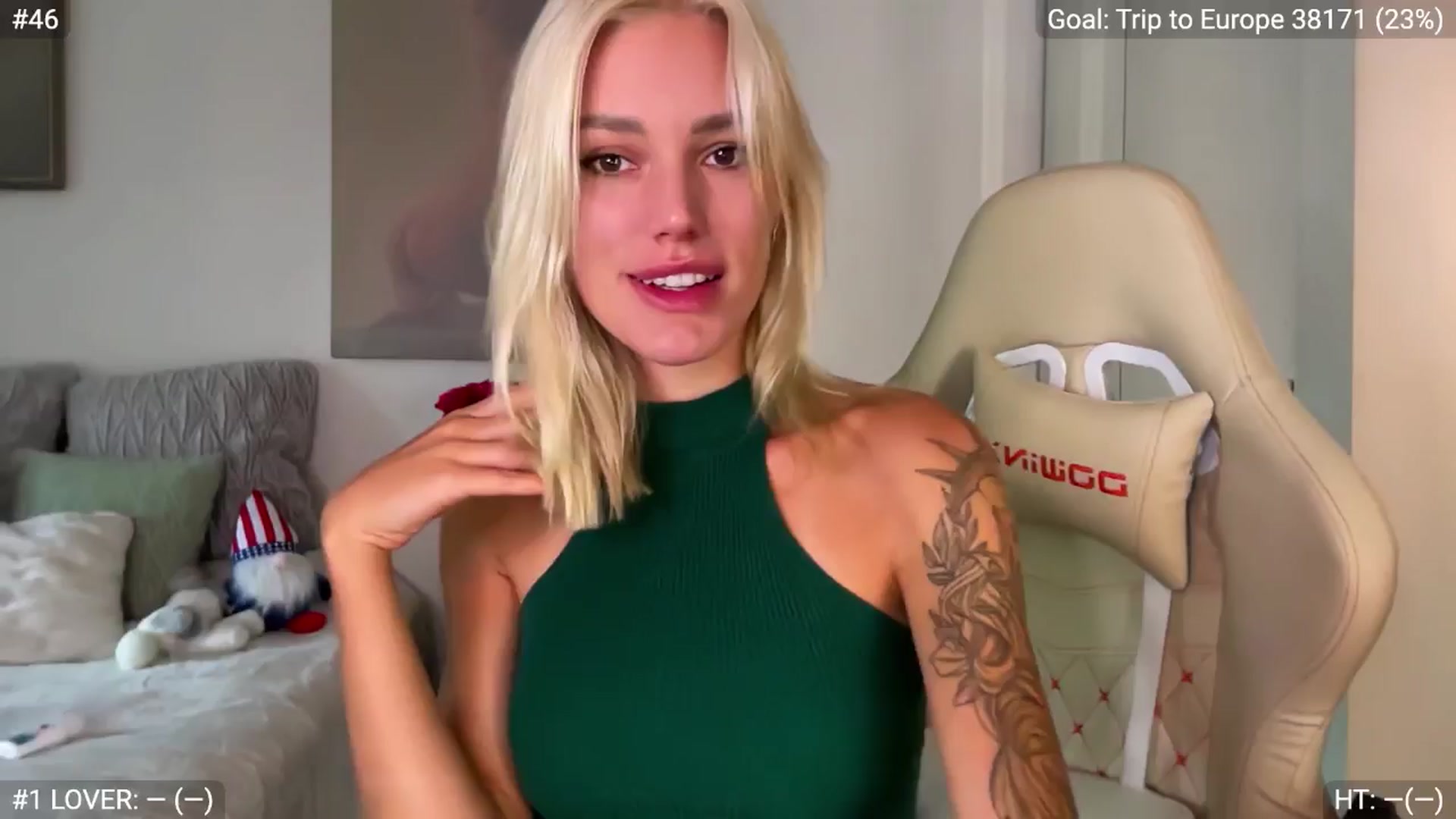 Gallery image thumbnail from Ohbabykelly's myfreecams stream on, 07/16/2024, 20:13 image 4 of 20