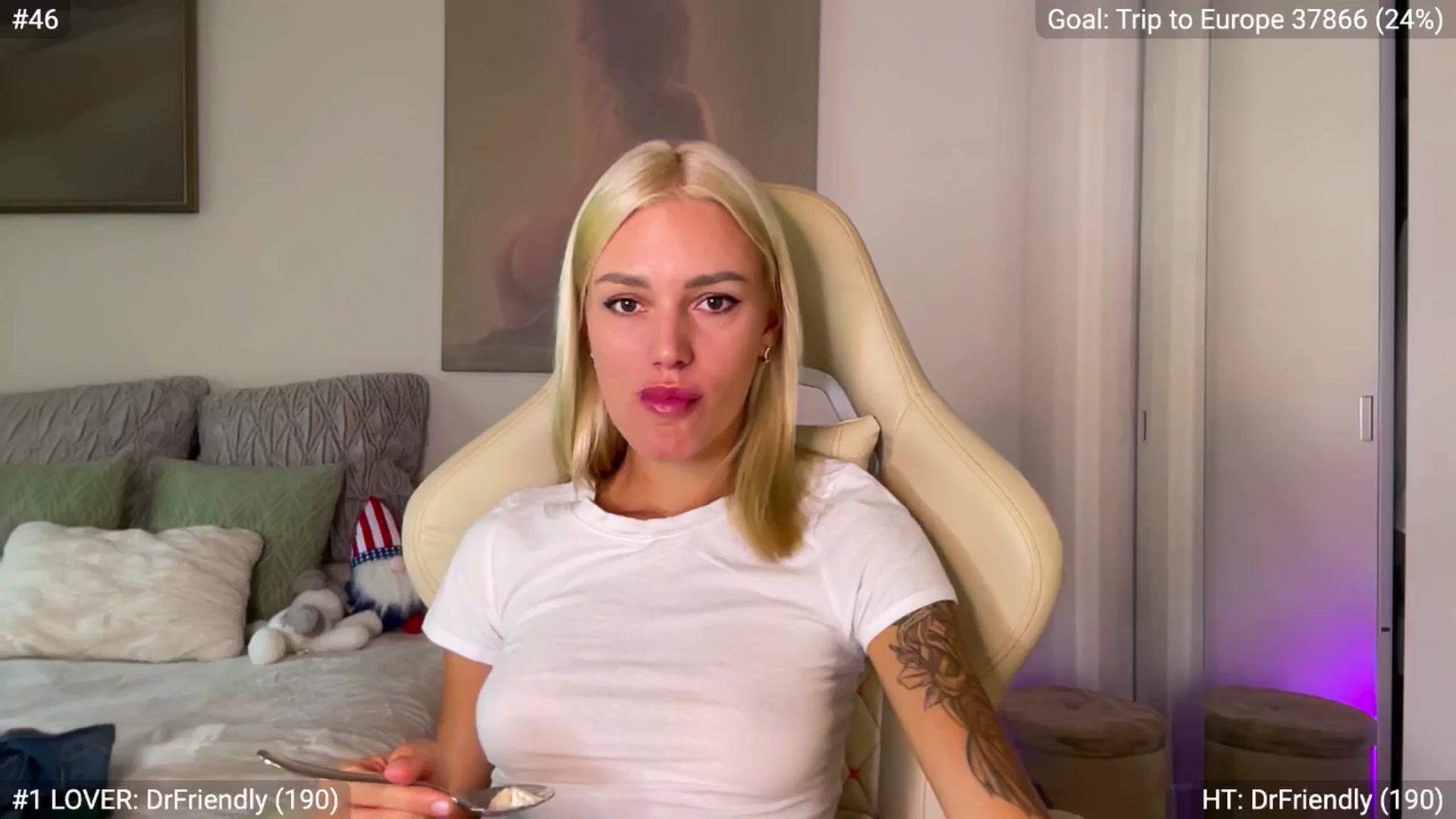 Gallery image thumbnail from Ohbabykelly's myfreecams stream on, 07/16/2024, 21:02 image 6 of 20