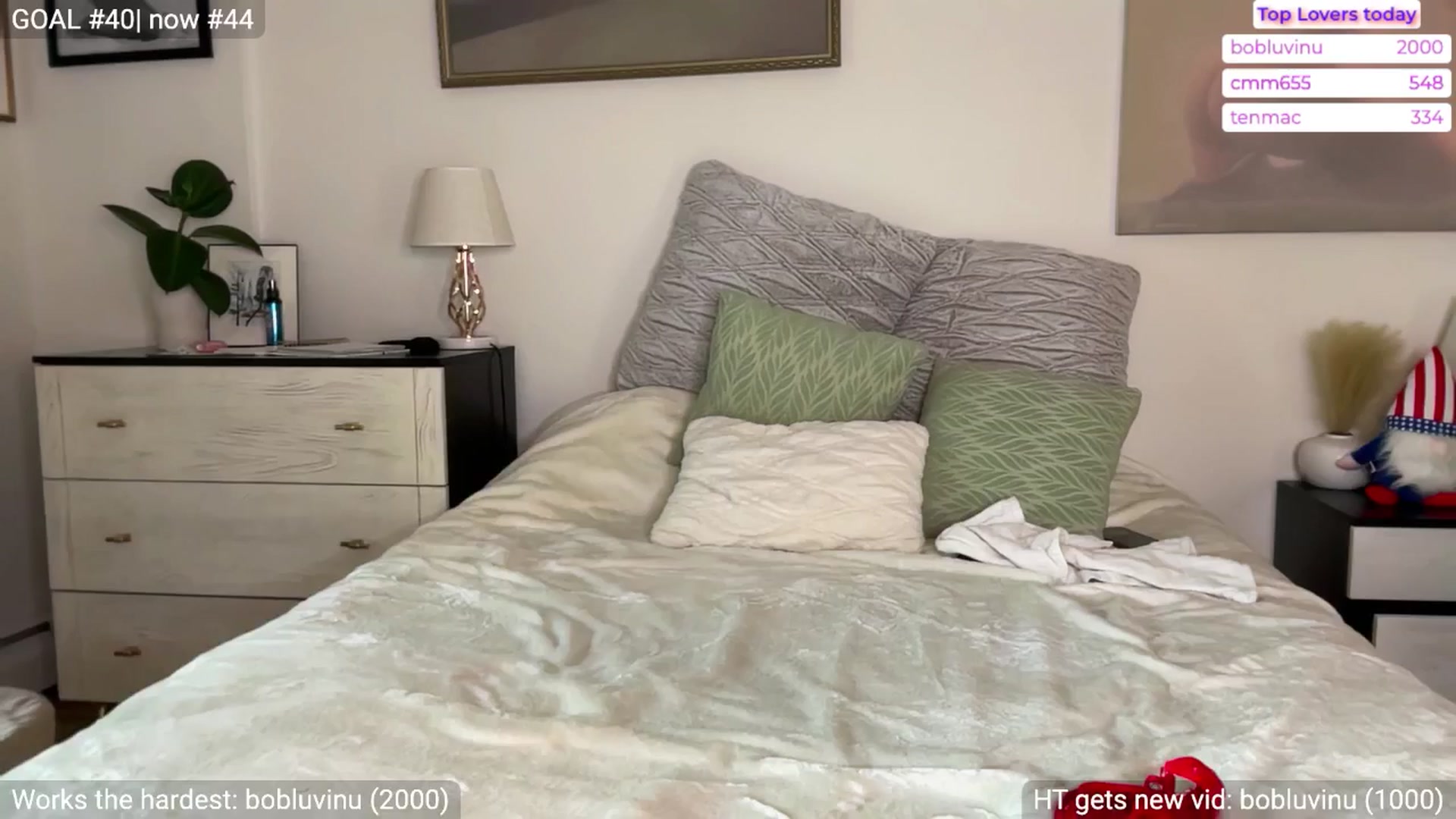 Gallery image thumbnail from Ohbabykelly's myfreecams stream on, 07/31/2024, 21:31 image 19 of 20