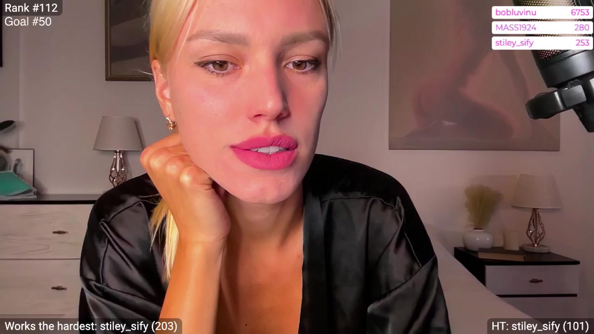 Gallery image thumbnail from Ohbabykelly's myfreecams stream on, 08/29/2024, 03:48 image 3 of 20