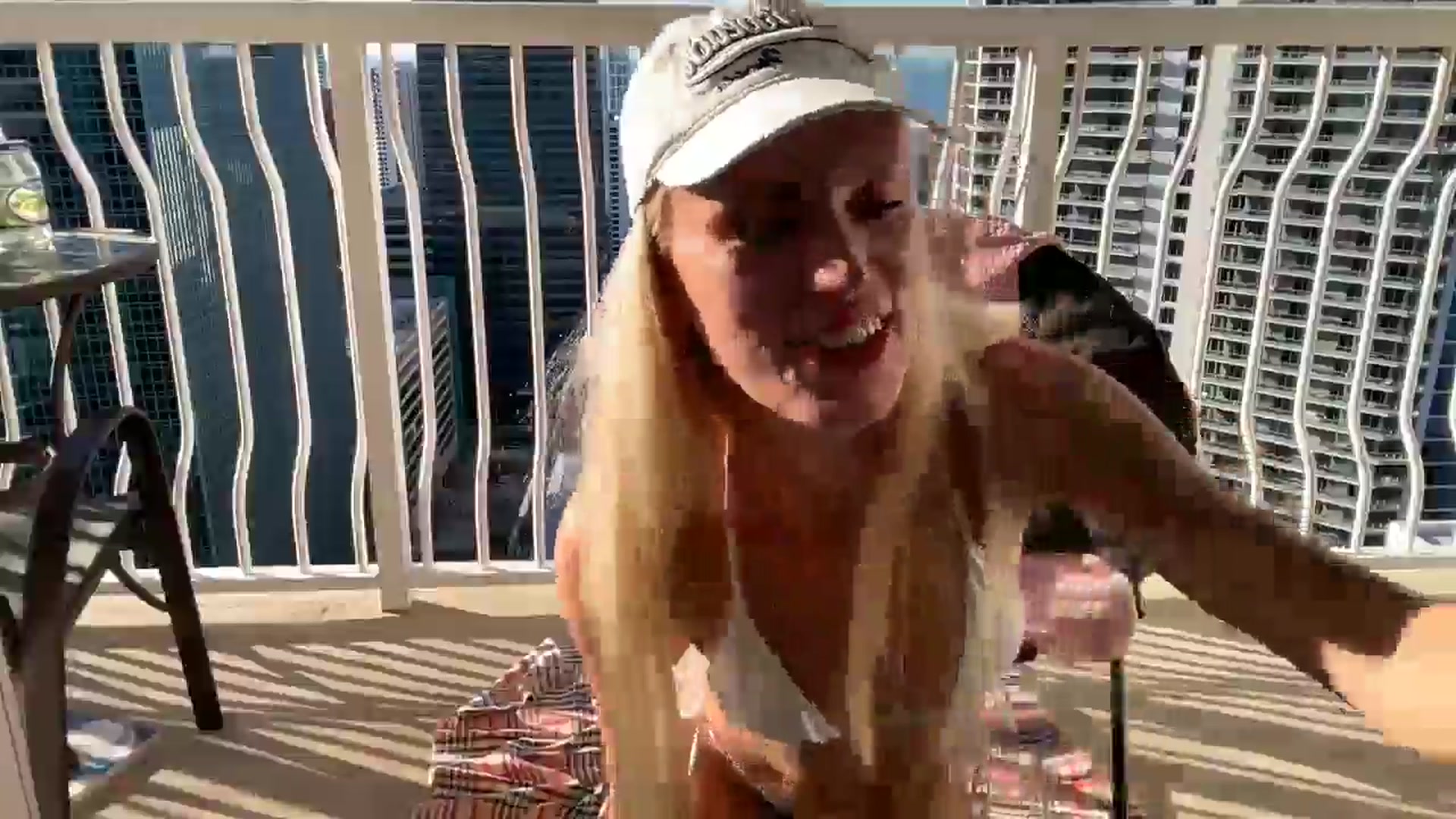 Gallery image thumbnail from Ohbabykelly's myfreecams stream on, 03/11/2025, 22:37 image 12 of 20