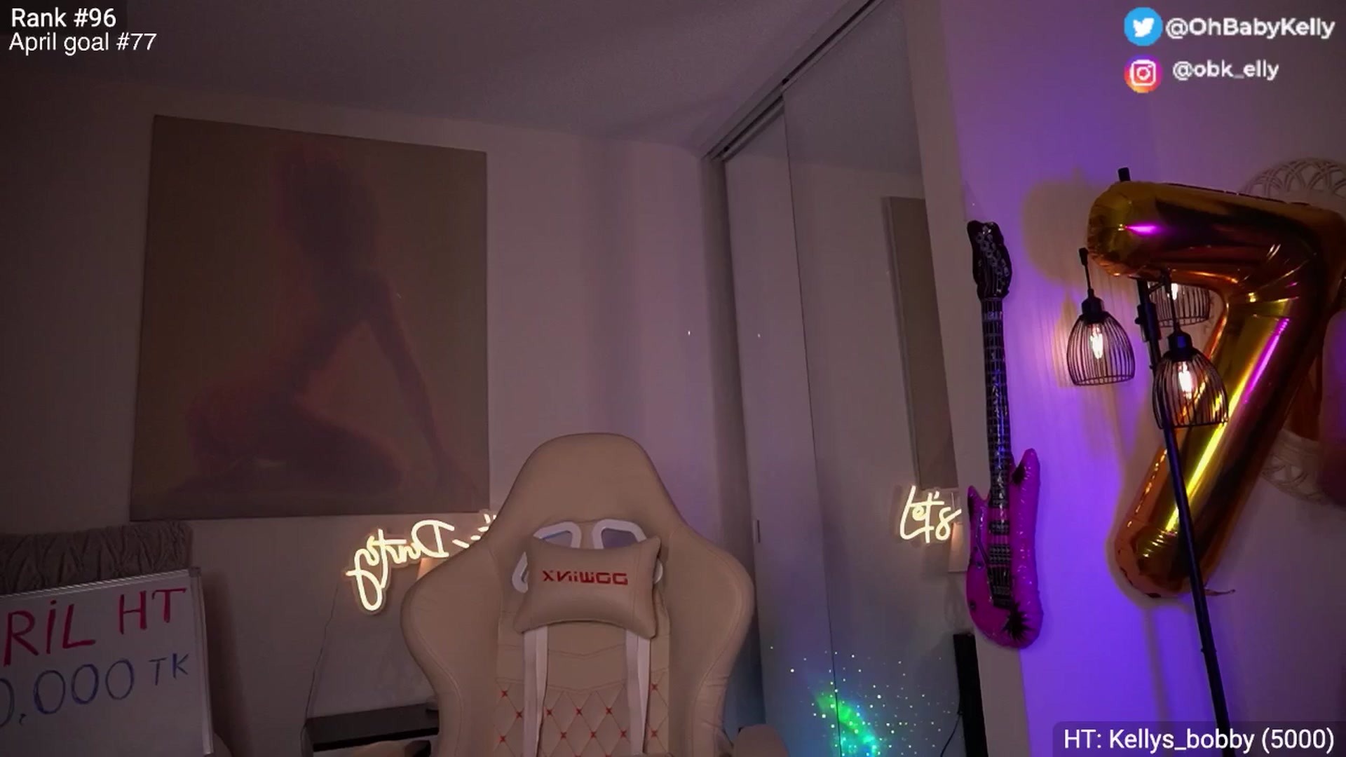Gallery image thumbnail from Ohbabykelly's myfreecams stream on, 05/01/2025, 02:52 image 15 of 20