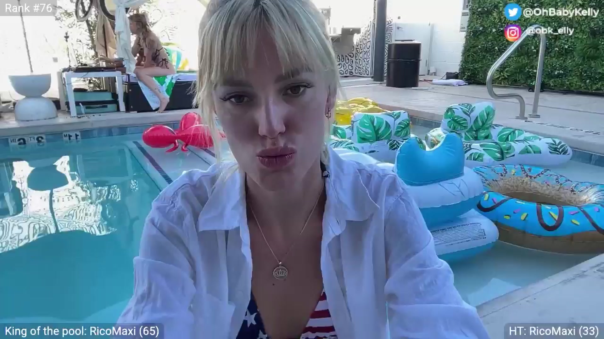 Gallery image thumbnail from Ohbabykelly's myfreecams stream on, 05/21/2025, 24:10 image 4 of 20