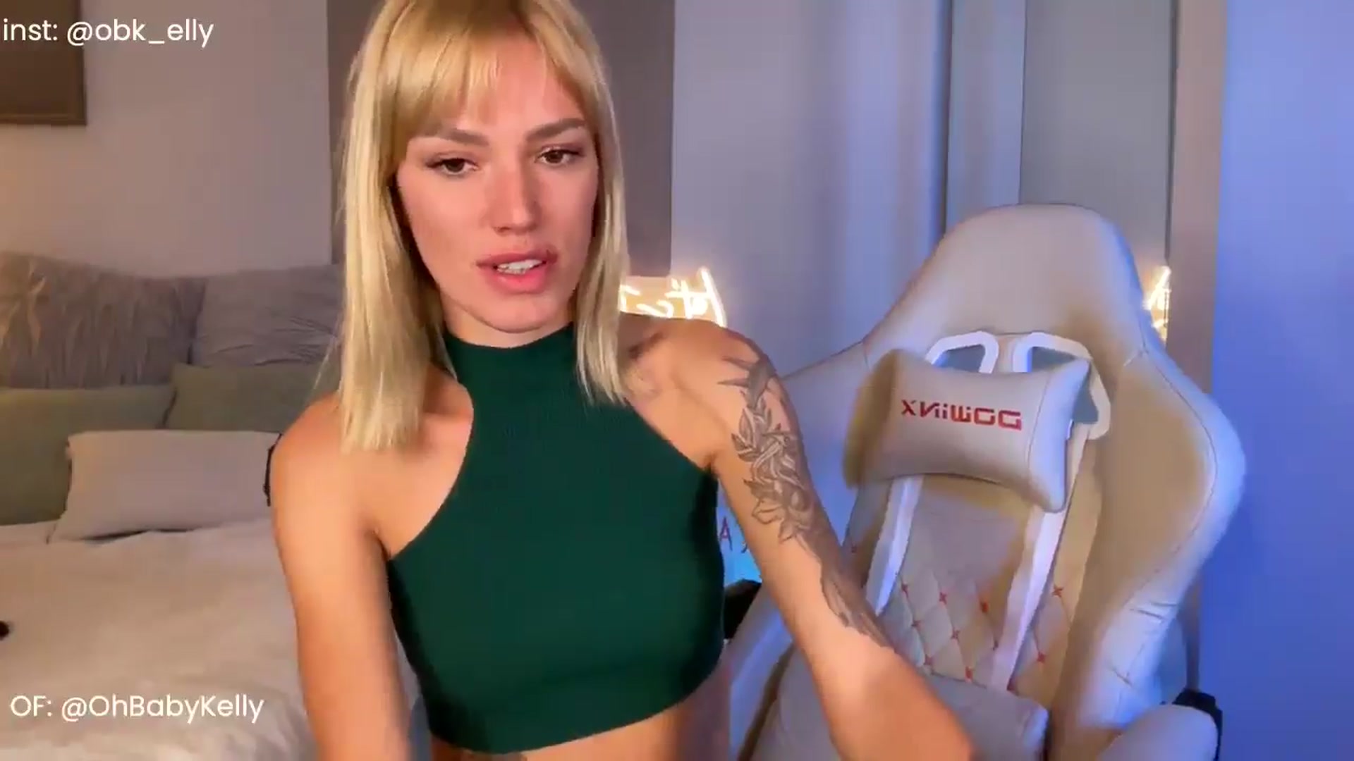Gallery image thumbnail from Ohbabykelly's myfreecams stream on, 05/28/2025, 02:52 image 9 of 20