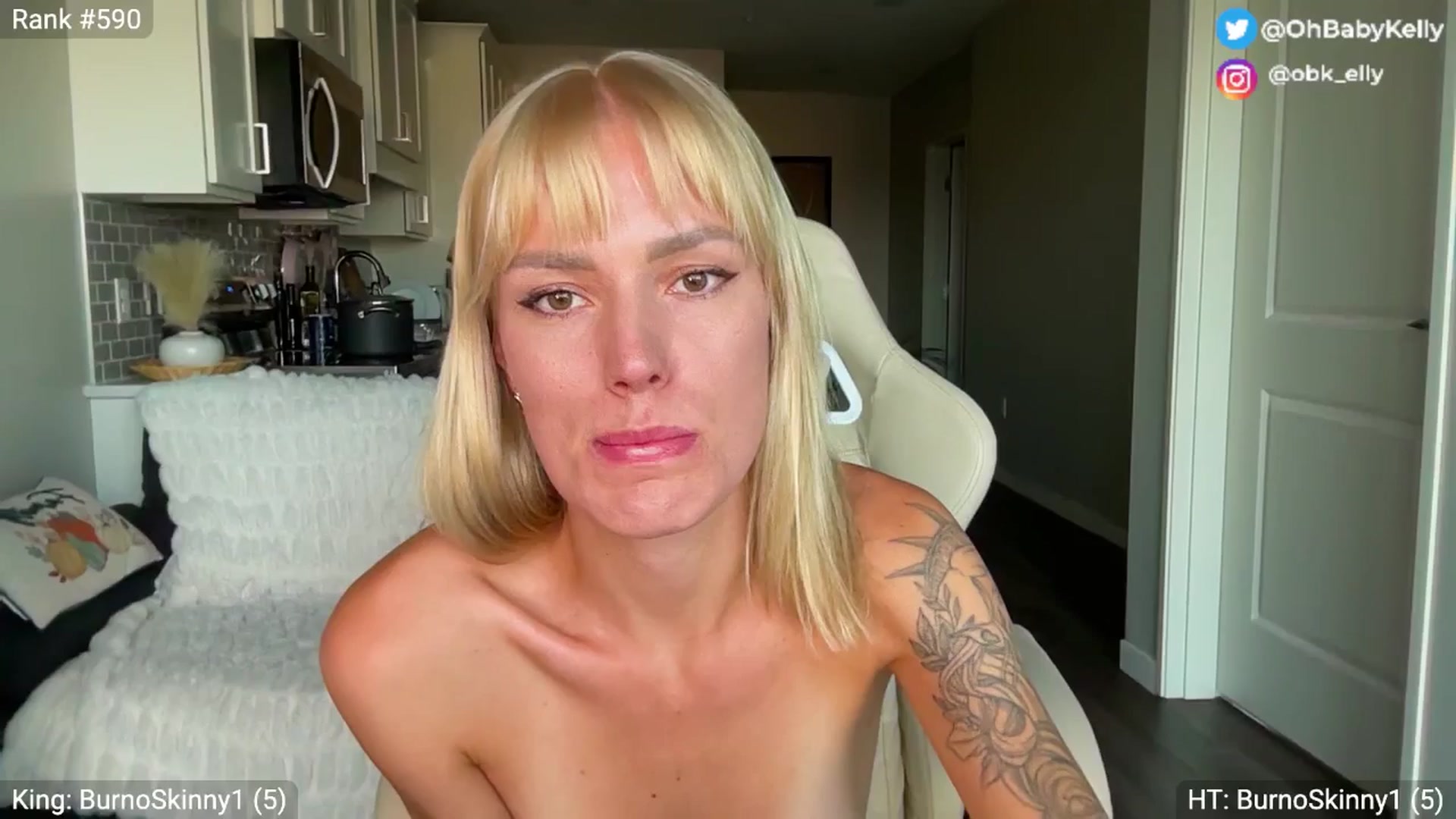 Gallery image thumbnail from Ohbabykelly's myfreecams stream on, 06/24/2025, 01:33 image 17 of 20