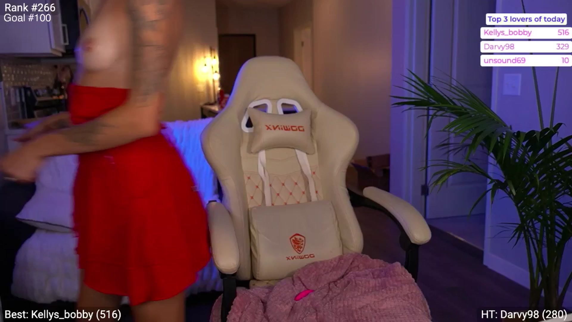 Gallery image thumbnail from Ohbabykelly's myfreecams stream on, 07/03/2025, 02:57 image 5 of 20