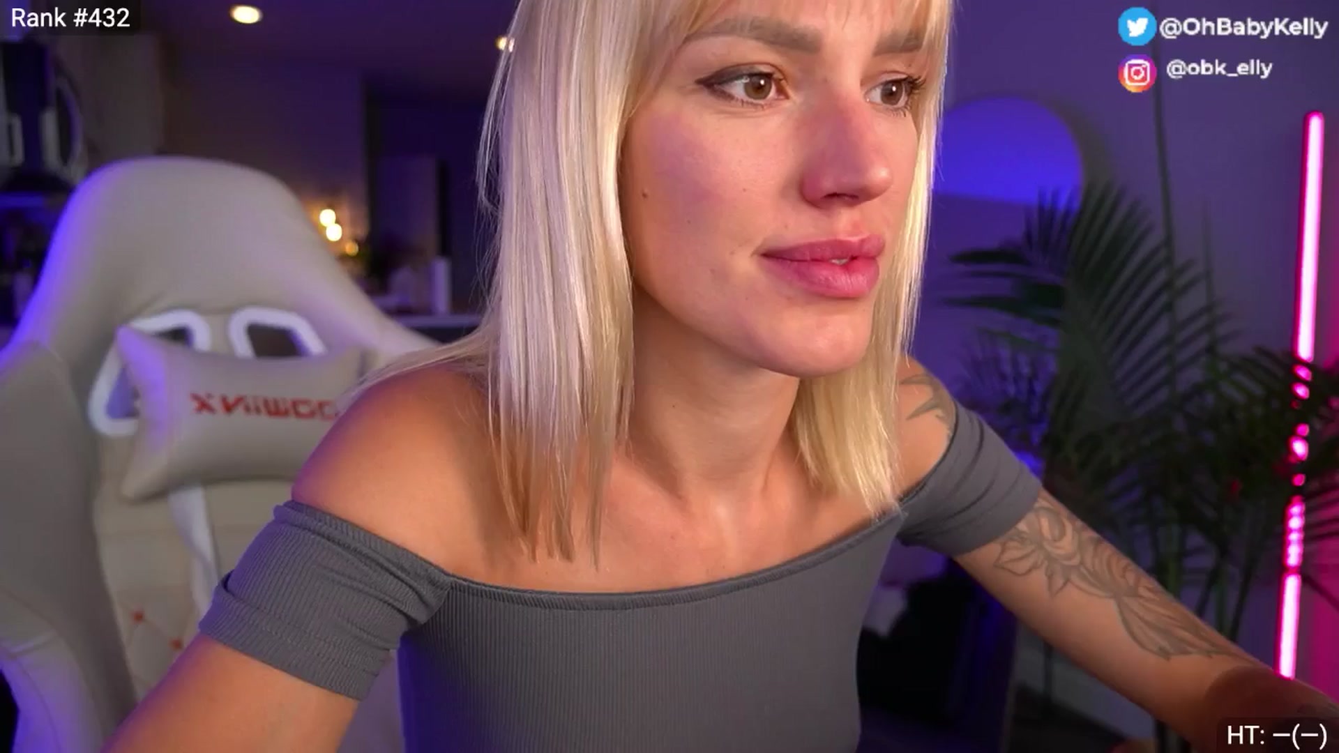Gallery image thumbnail from Ohbabykelly's myfreecams stream on, 07/30/2025, 02:34 image 3 of 20