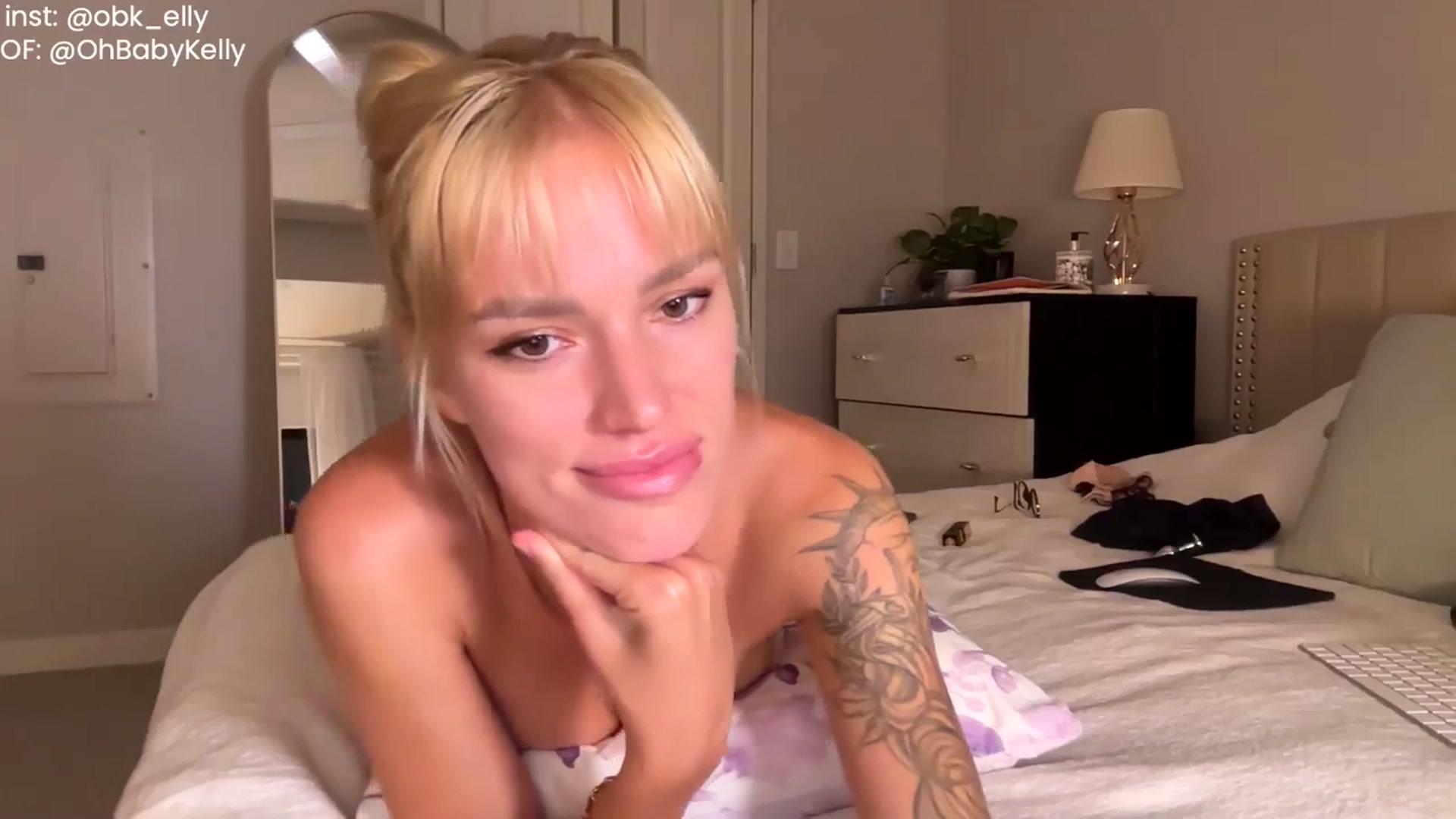 Gallery image thumbnail from Ohbabykelly's myfreecams stream on, 07/31/2025, 03:15 image 11 of 20