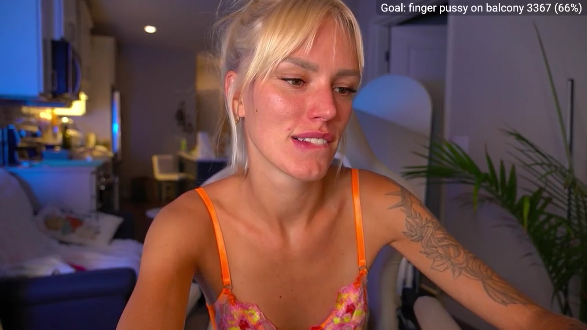 Gallery image thumbnail from Ohbabykelly's myfreecams stream on, 09/18/2025, 01:56 image 11 of 20
