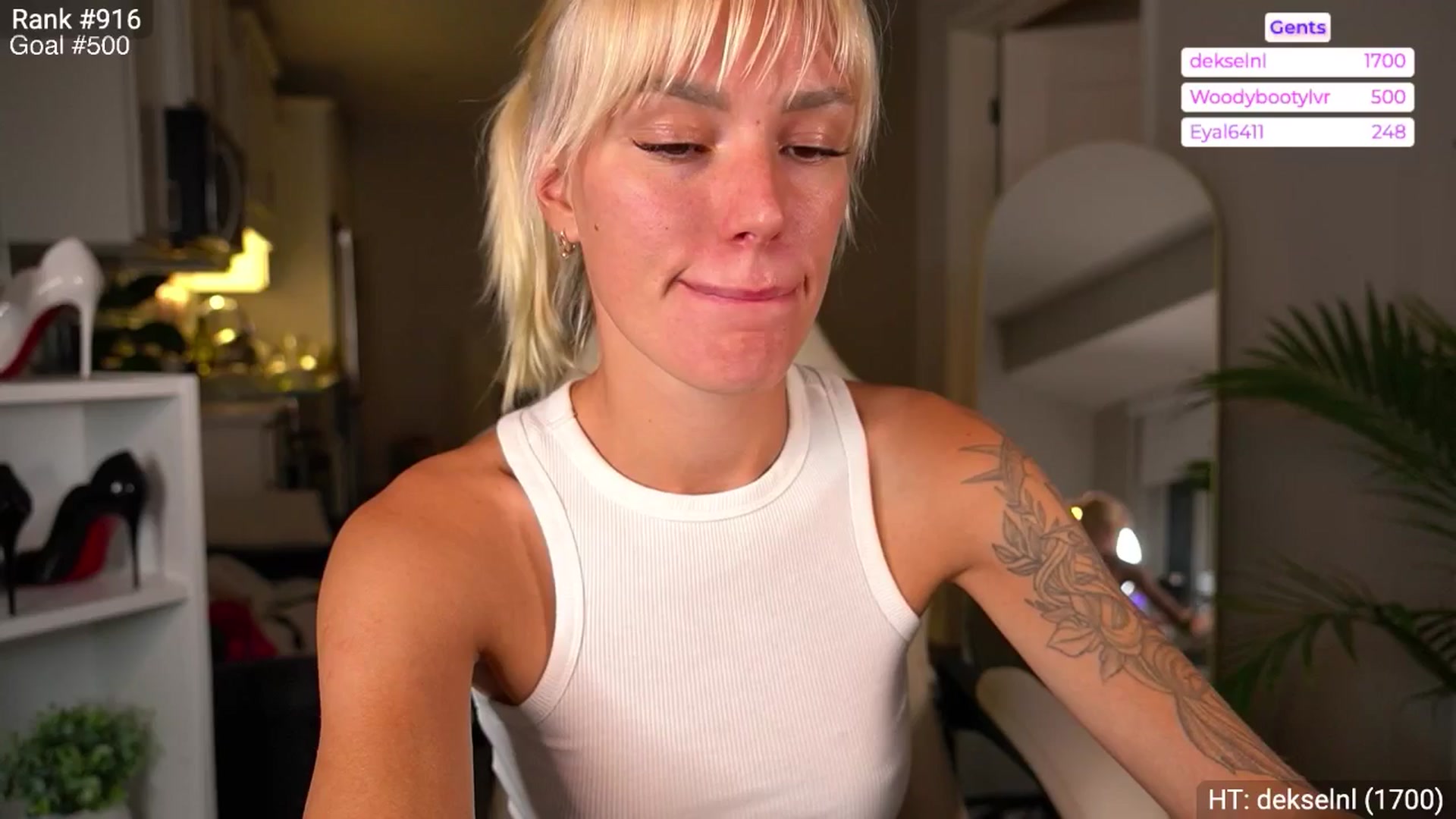 Gallery image thumbnail from Ohbabykelly's myfreecams stream on, 09/22/2025, 02:26 image 2 of 20
