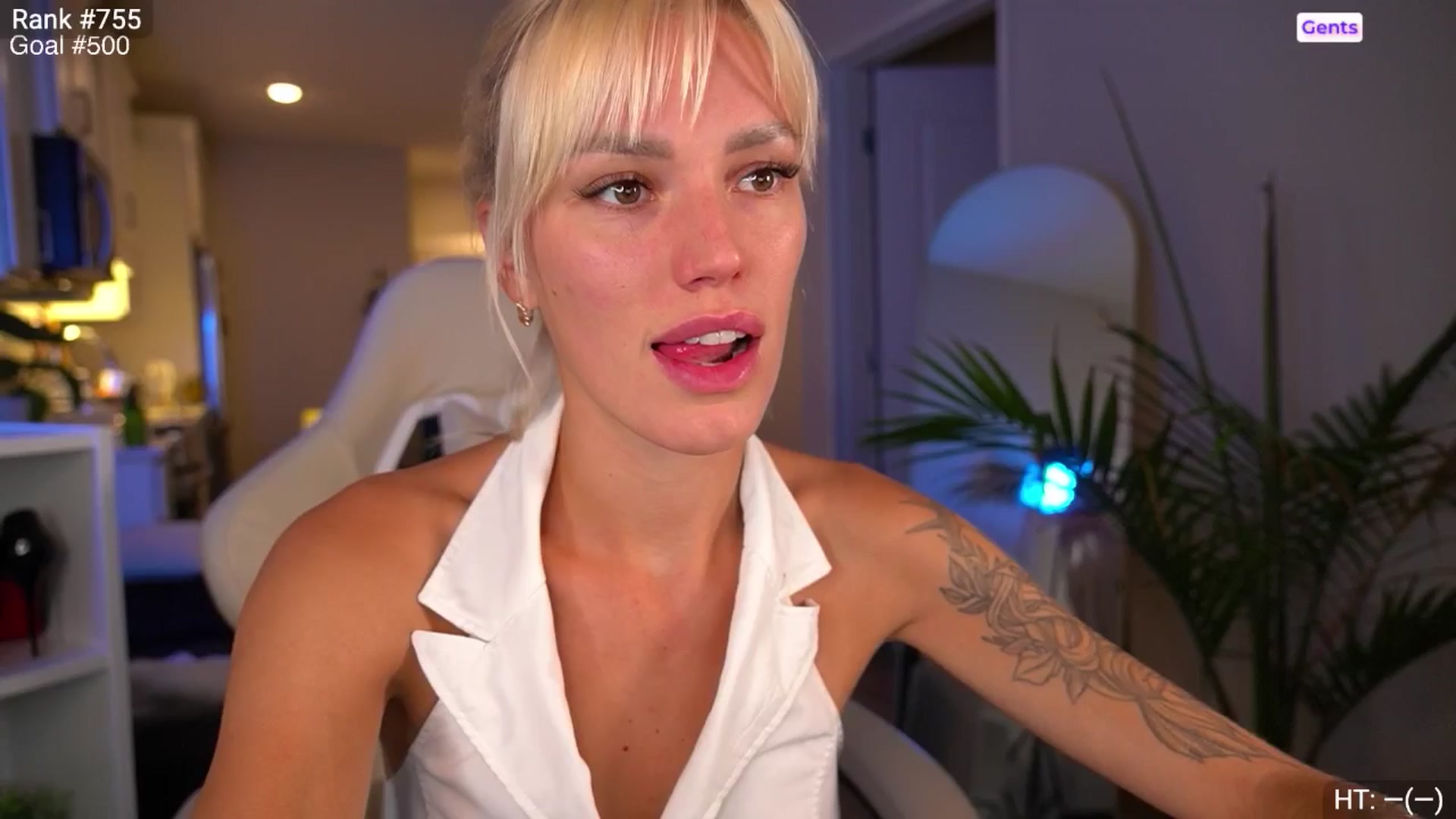 Gallery image thumbnail from Ohbabykelly's myfreecams stream on, 10/01/2025, 03:37 image 1 of 20