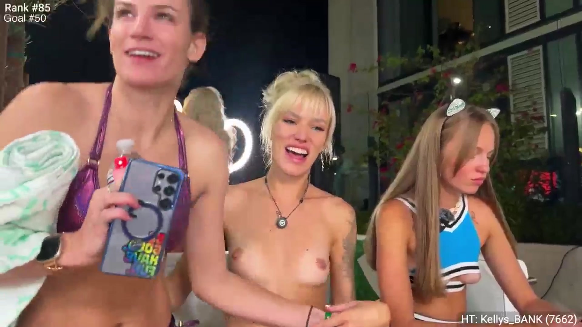 Gallery image thumbnail from Ohbabykelly's myfreecams stream on, 10/09/2025, 06:19 image 6 of 20
