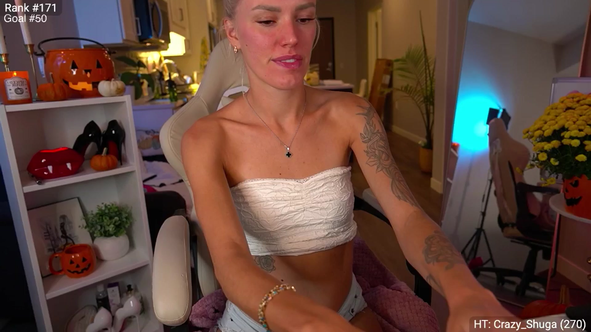 Gallery image thumbnail from Ohbabykelly's myfreecams stream on, 10/15/2025, 04:19 image 6 of 20