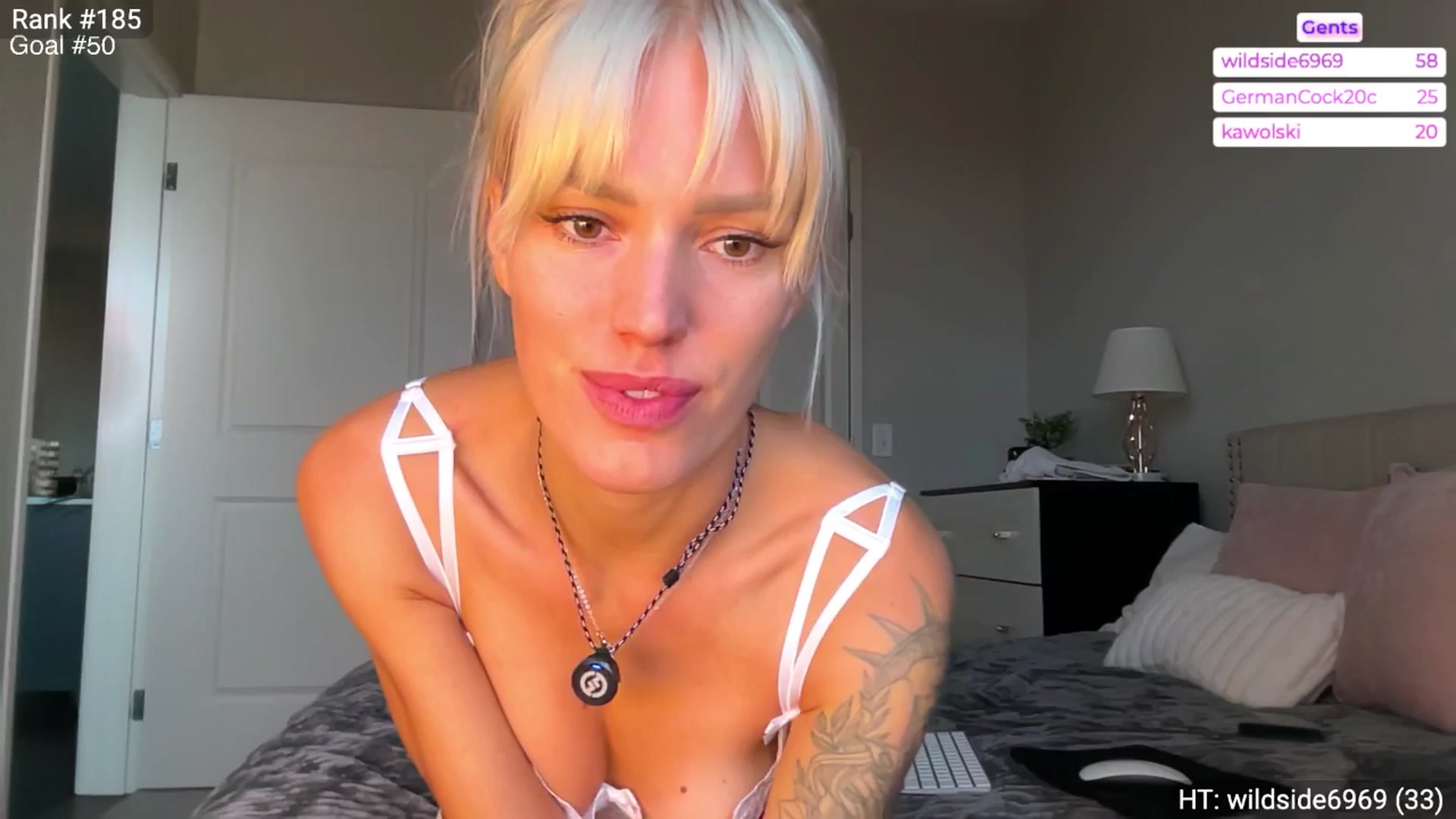 Gallery image thumbnail from Ohbabykelly's myfreecams stream on, 10/18/2025, 23:07 image 11 of 20
