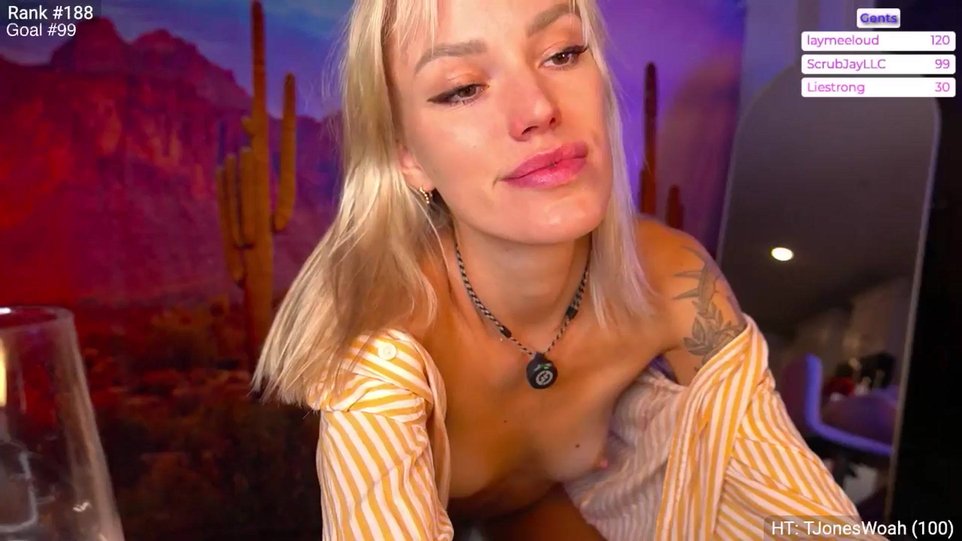 Gallery image thumbnail from Ohbabykelly's myfreecams stream on, 10/28/2025, 02:45 image 10 of 20