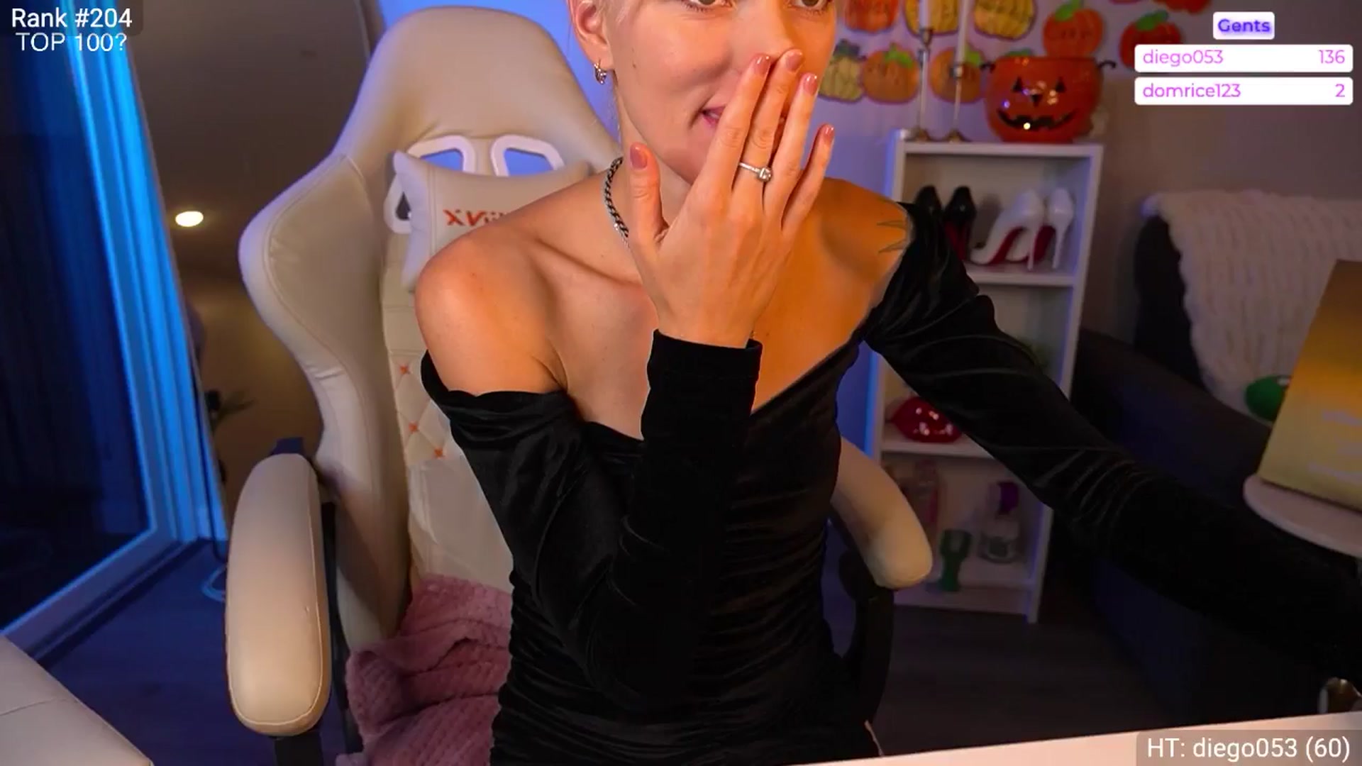 Gallery image thumbnail from Ohbabykelly's myfreecams stream on, 10/30/2025, 24:00 image 7 of 20