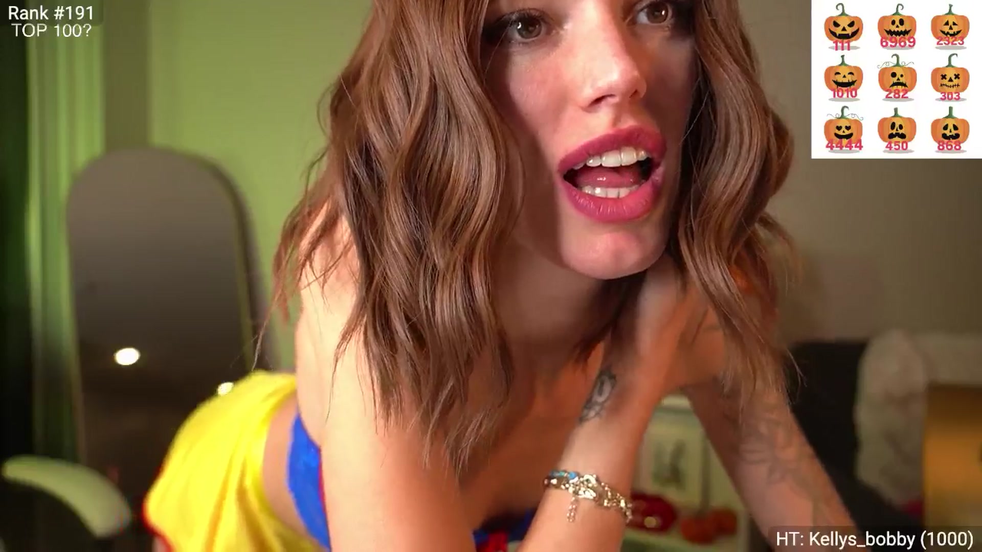 Gallery image thumbnail from Ohbabykelly's myfreecams stream on, 11/01/2025, 04:51 image 18 of 20