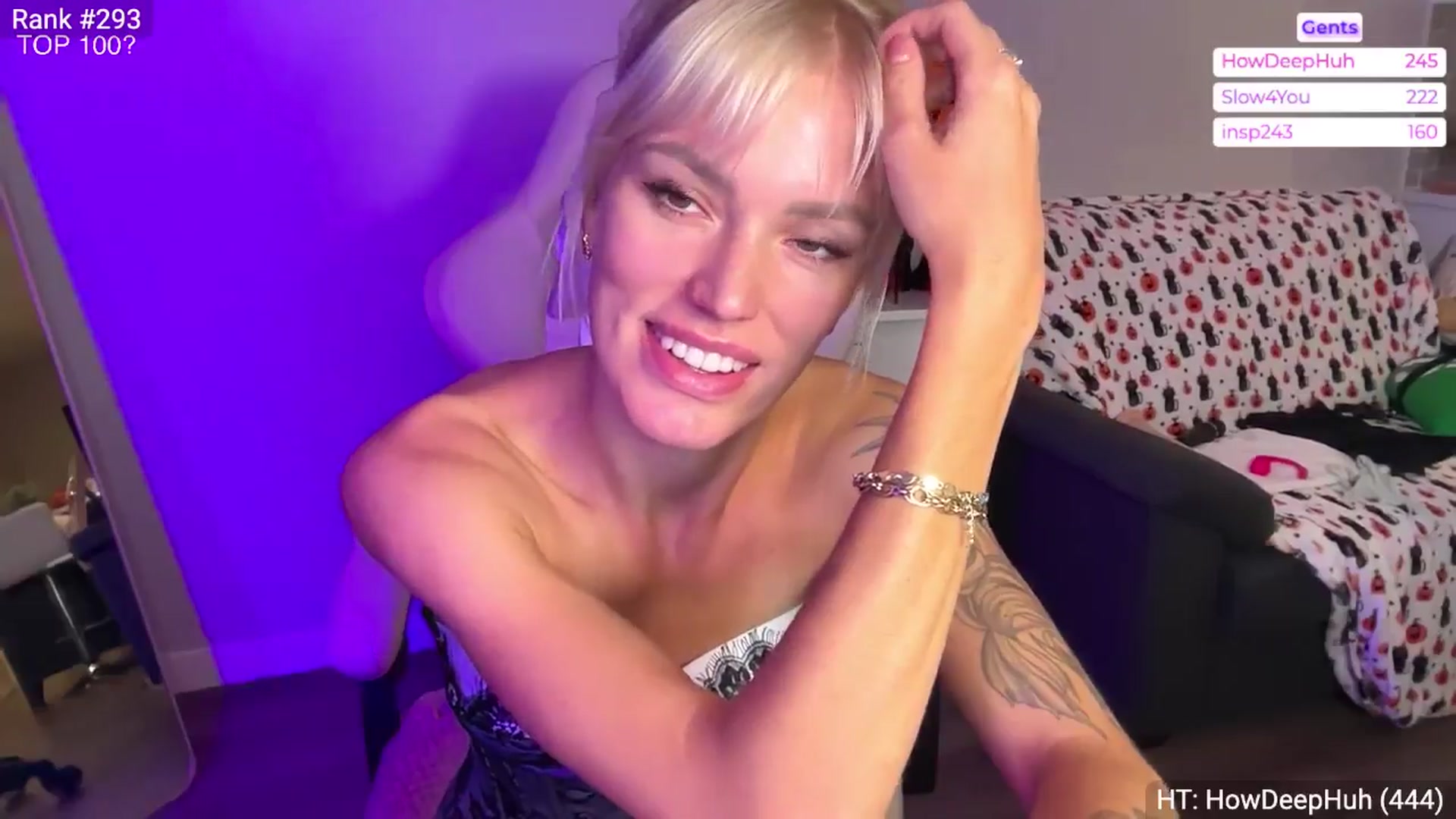 Gallery image thumbnail from Ohbabykelly's myfreecams stream on, 11/03/2025, 24:04 image 20 of 20