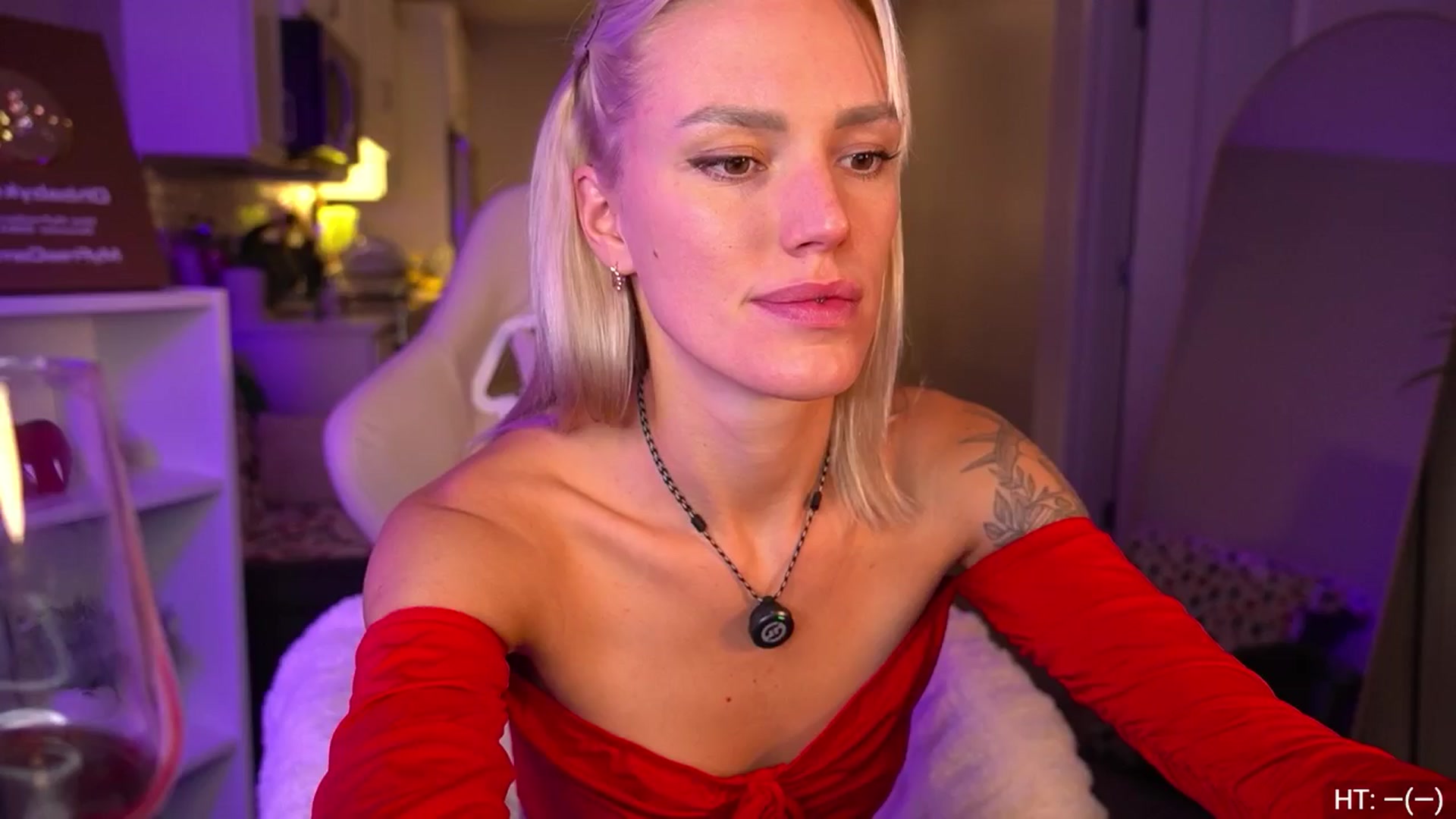 Gallery image thumbnail from Ohbabykelly's myfreecams stream on, 11/07/2025, 02:11 image 2 of 20
