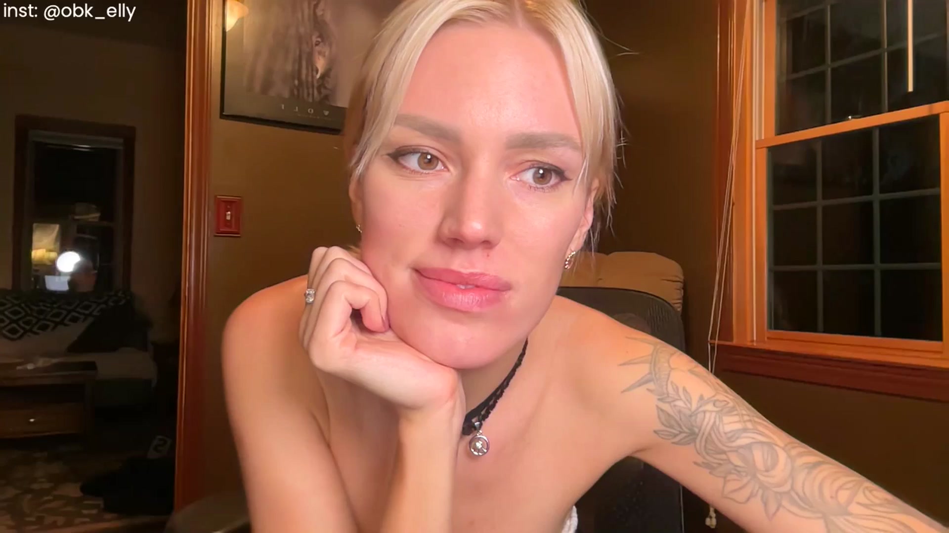 Gallery image thumbnail from Ohbabykelly's myfreecams stream on, 11/27/2025, 23:25 image 1 of 20