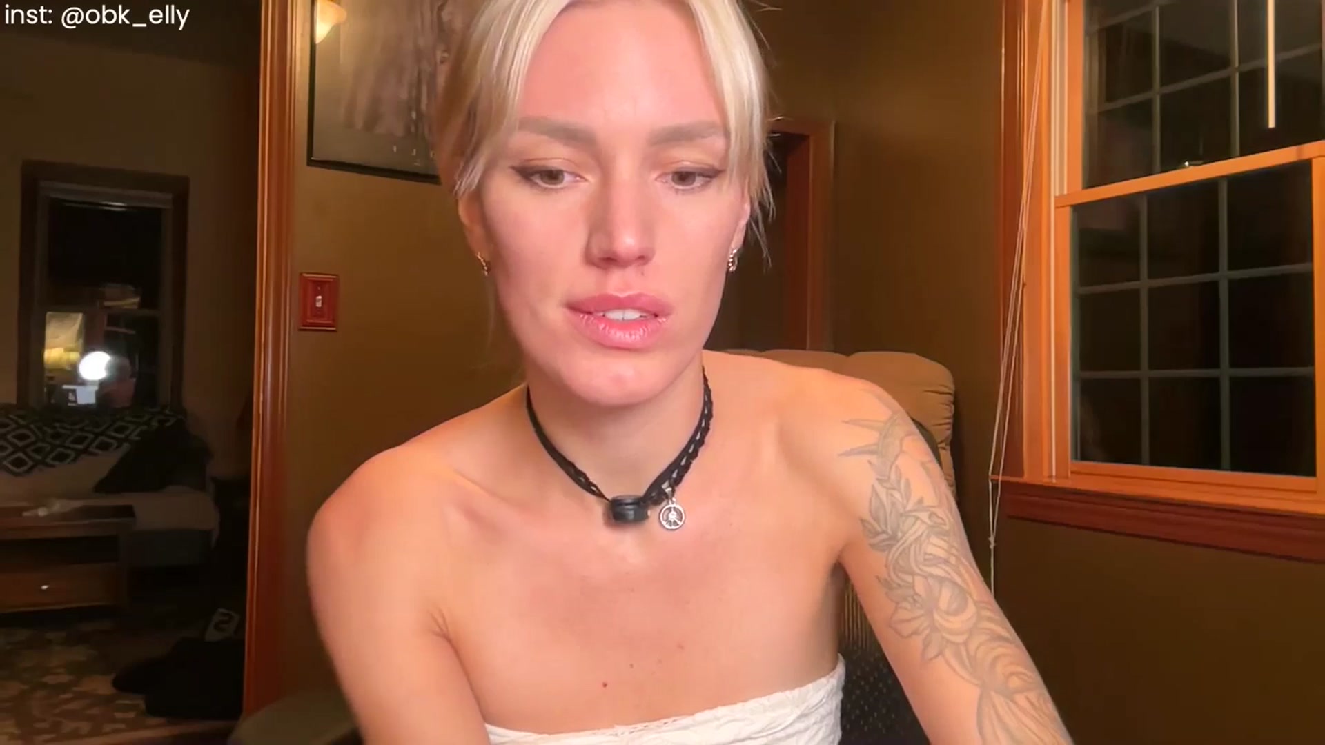 Gallery image thumbnail from Ohbabykelly's myfreecams stream on, 11/27/2025, 23:25 image 11 of 20