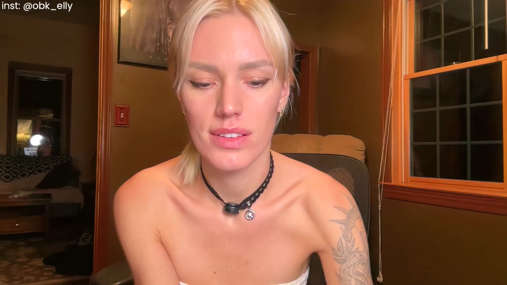Gallery image thumbnail from Ohbabykelly's myfreecams stream on, 11/27/2025, 23:25 image 6 of 20