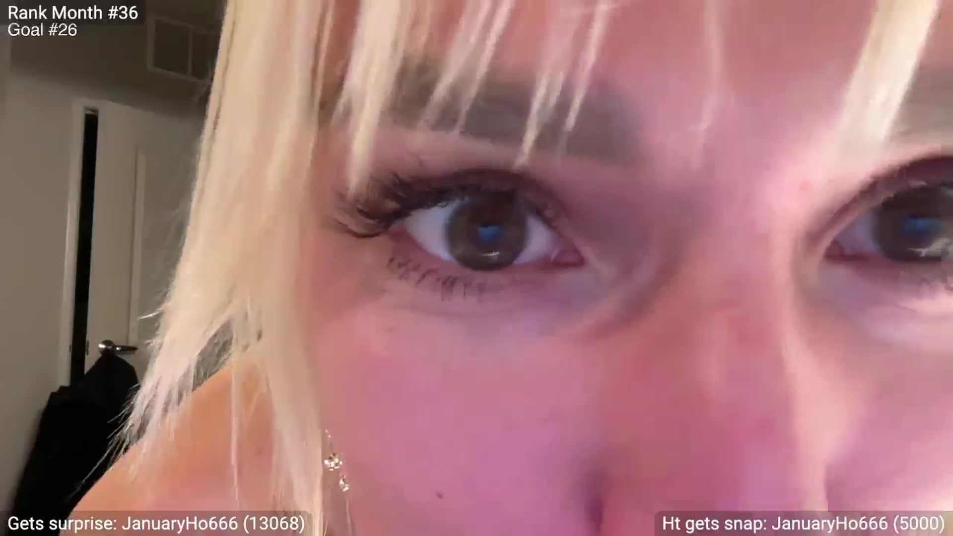 Gallery image thumbnail from Ohbabykelly's myfreecams stream on, 12/13/2025, 03:20 image 17 of 20