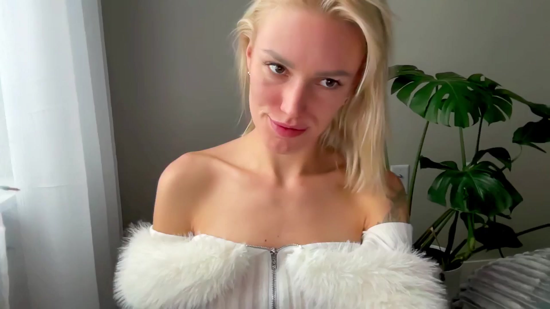 Gallery image thumbnail from Ohbabykelly's myfreecams stream on, 01/08/2026, 21:38 image 20 of 20