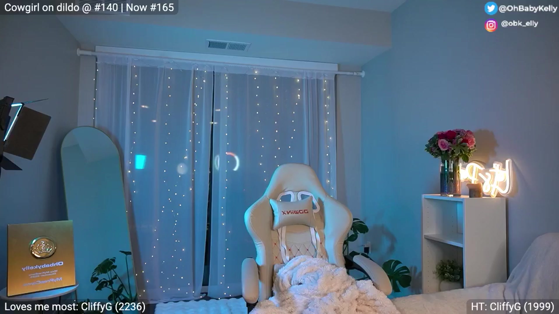 Gallery image thumbnail from Ohbabykelly's myfreecams stream on, 01/11/2026, 04:07 image 2 of 20
