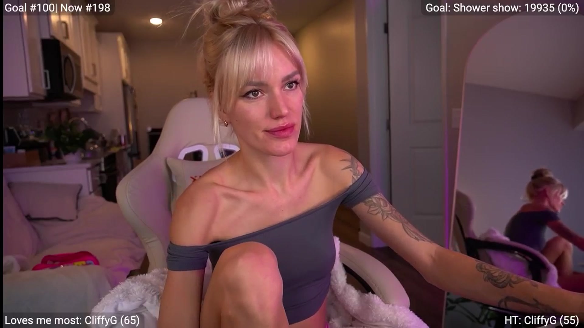 Gallery image thumbnail from Ohbabykelly's myfreecams stream on, 01/18/2026, 22:36 image 16 of 20
