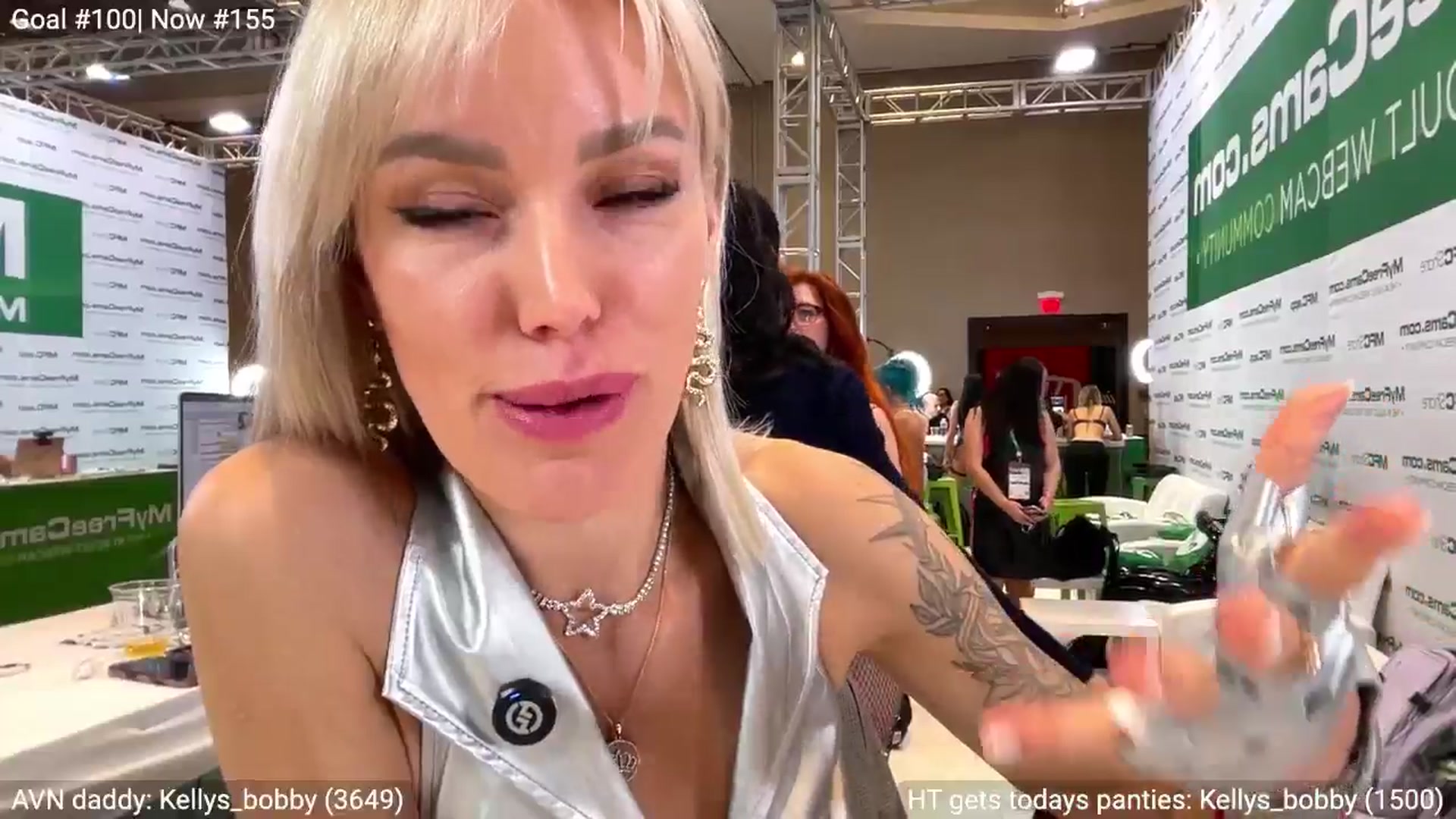 Gallery image thumbnail from Ohbabykelly's myfreecams stream on, 01/22/2026, 03:22 image 18 of 20
