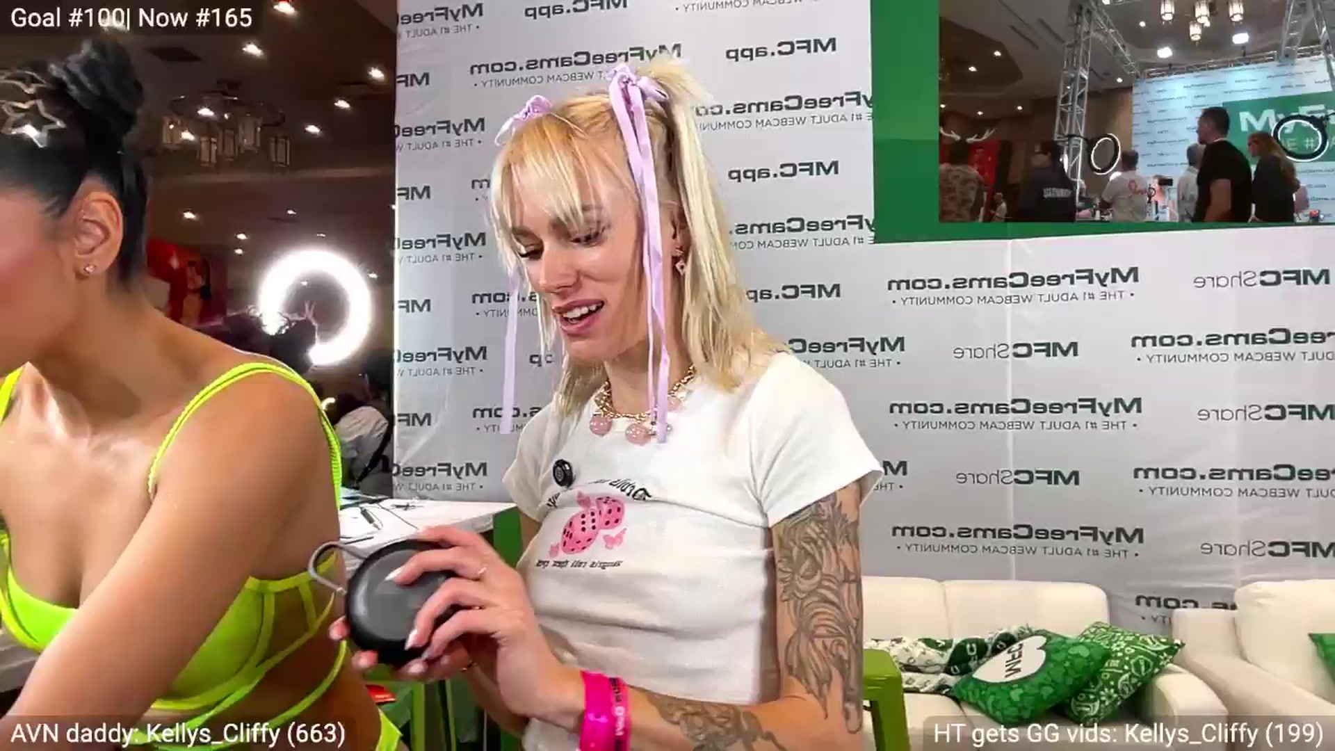 Gallery image thumbnail from Ohbabykelly's myfreecams stream on, 01/24/2026, 24:36 image 7 of 20