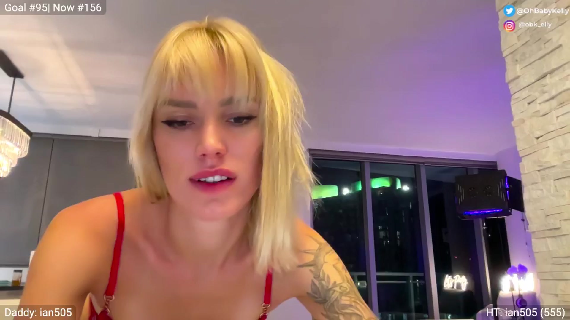 Gallery image thumbnail from Ohbabykelly's myfreecams stream on, 03/15/2026, 02:20 image 8 of 20