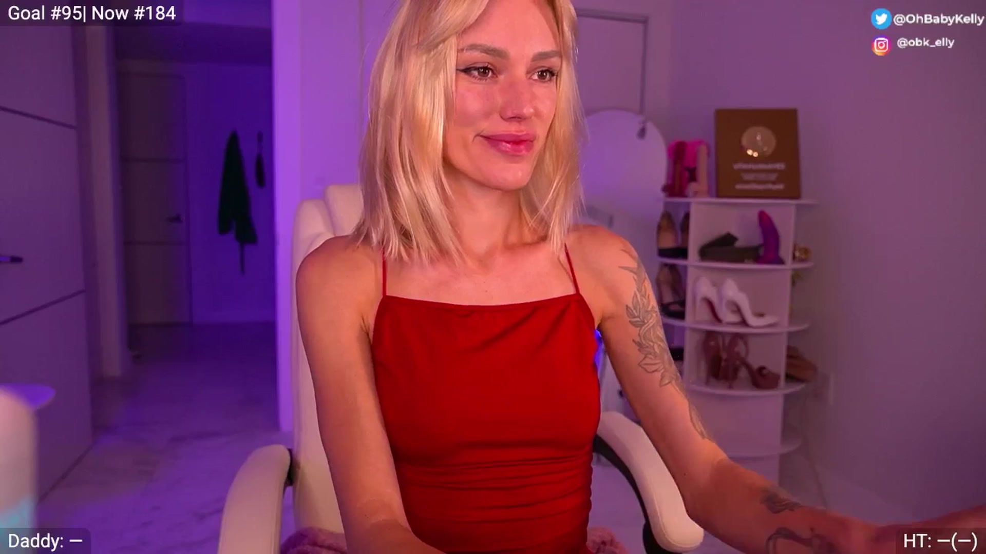 Gallery image thumbnail from Ohbabykelly's myfreecams stream on, 03/17/2026, 24:01 image 14 of 20
