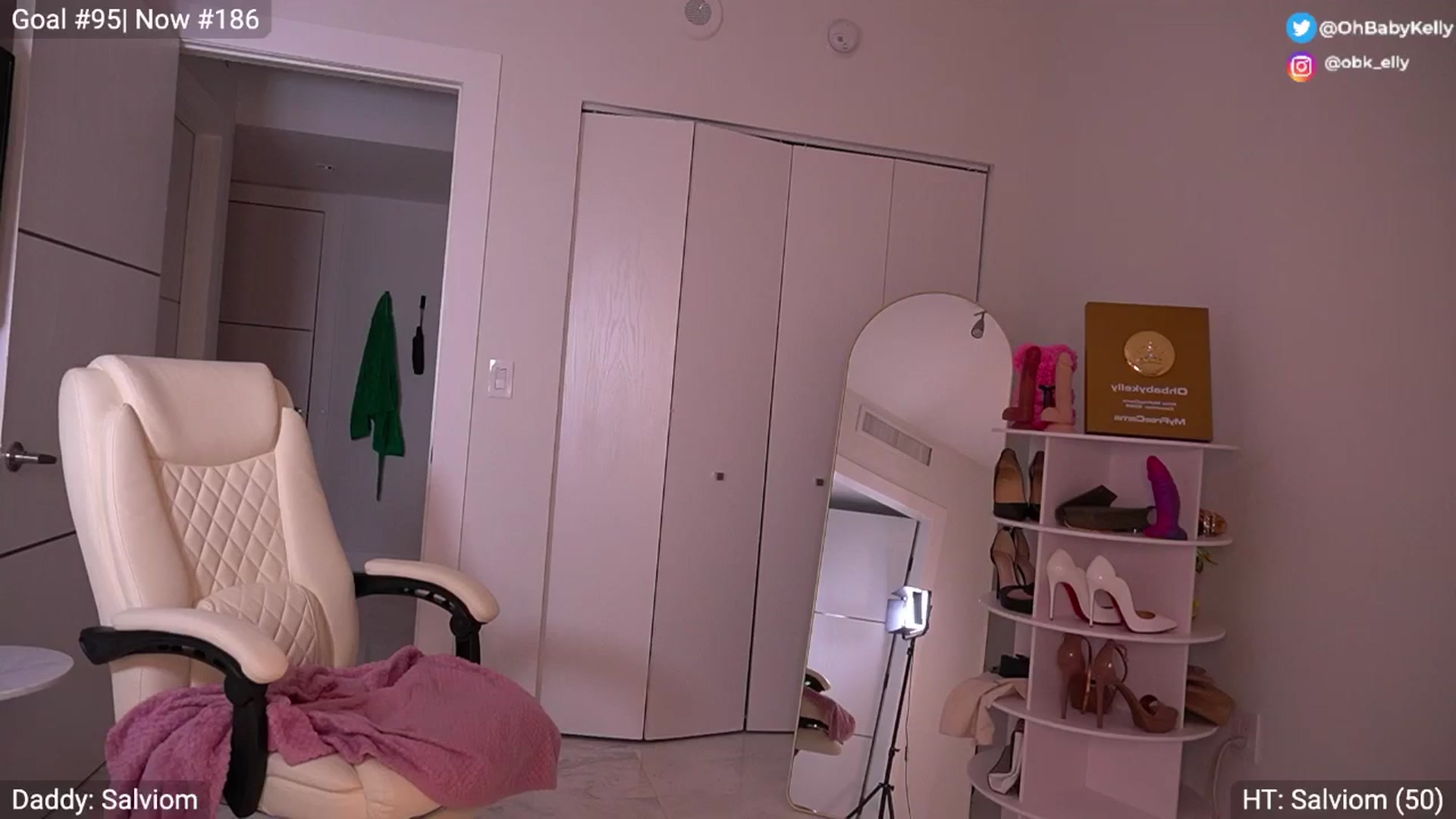Gallery image thumbnail from Ohbabykelly's myfreecams stream on, 03/17/2026, 01:08 image 20 of 20