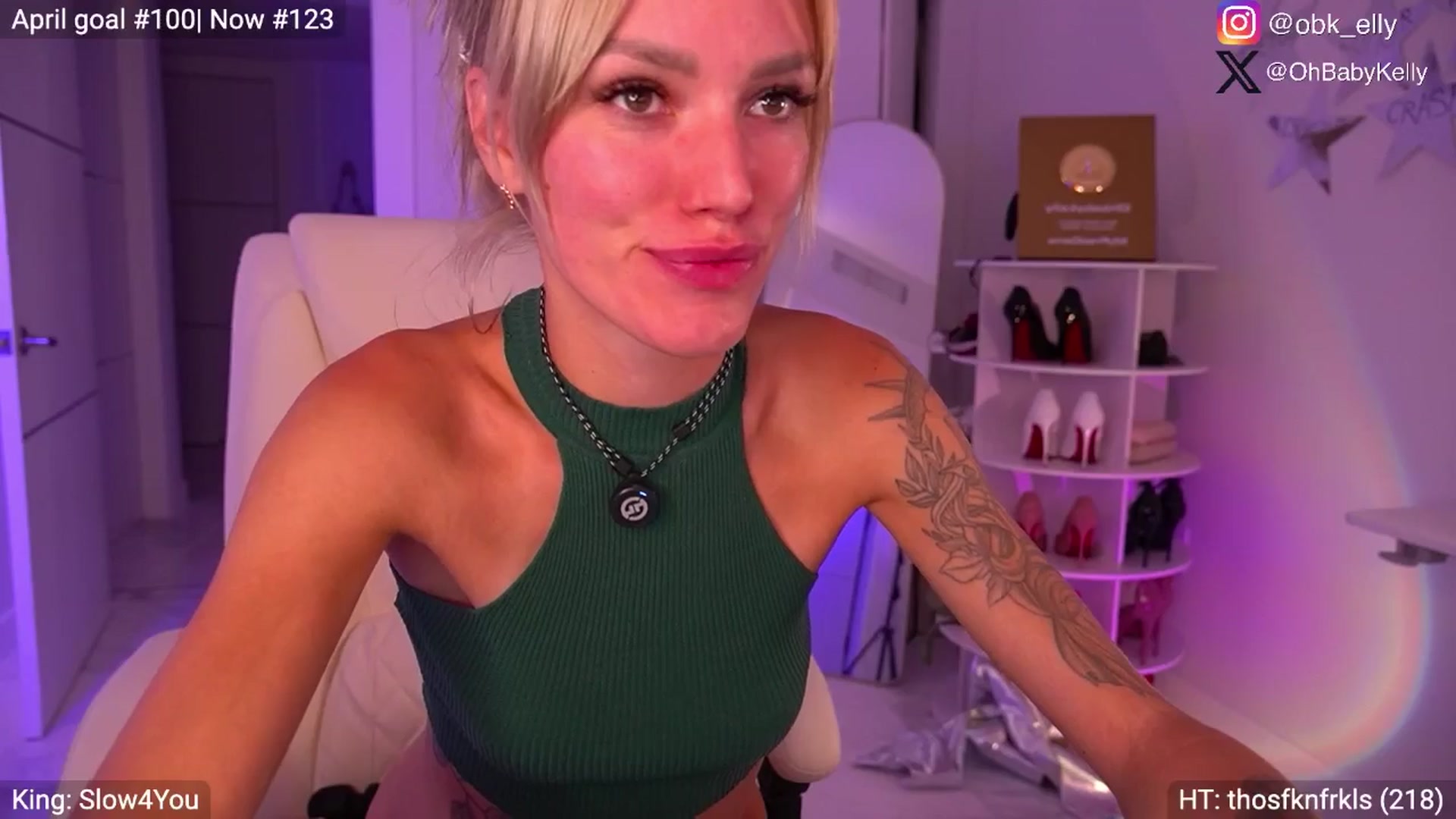 Gallery image thumbnail from Ohbabykelly's myfreecams stream on, 04/27/2026, 05:02 image 17 of 20