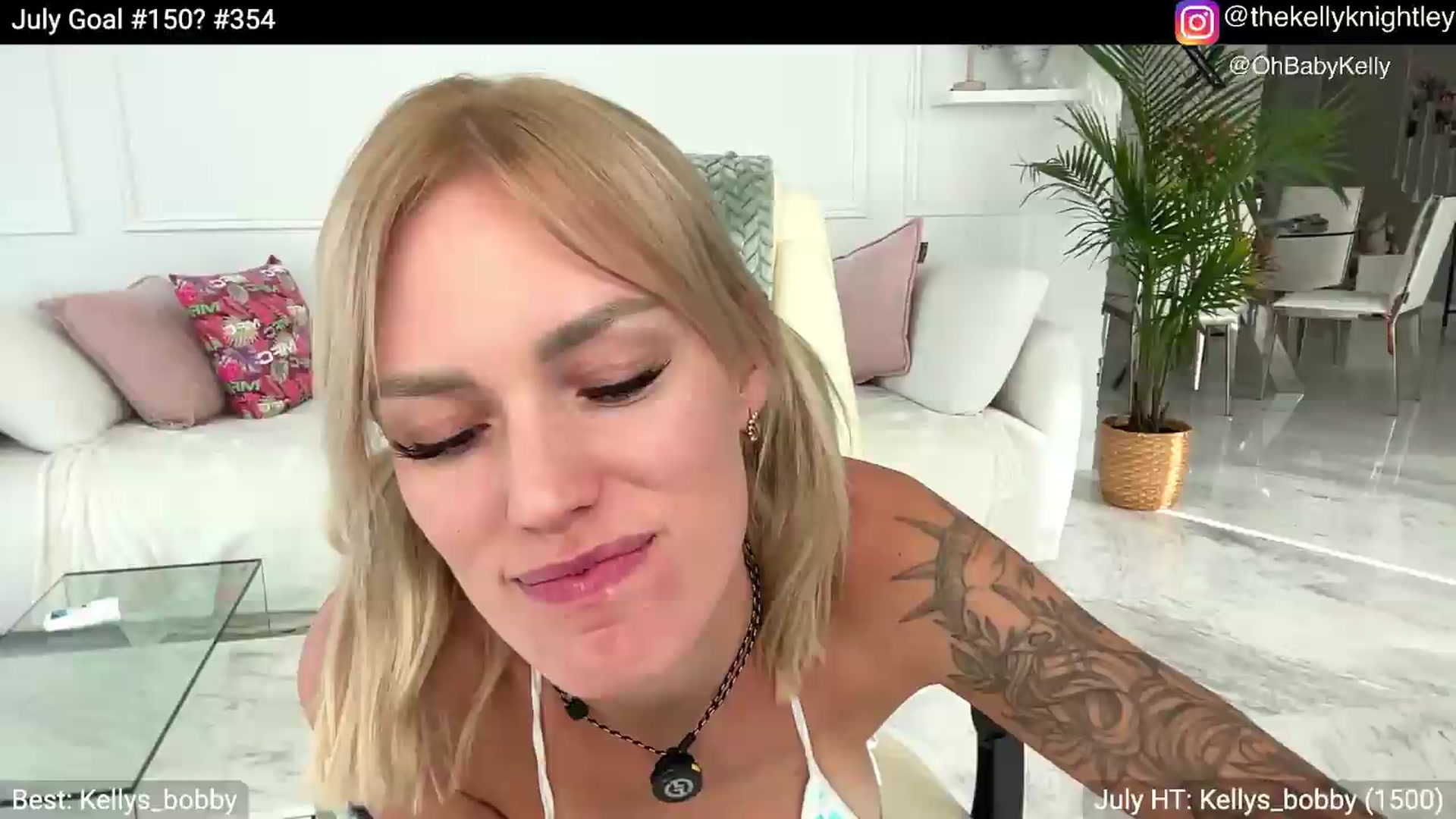 Gallery image thumbnail from Ohbabykelly's myfreecams stream on, 07/12/2026, 22:24 image 3 of 20