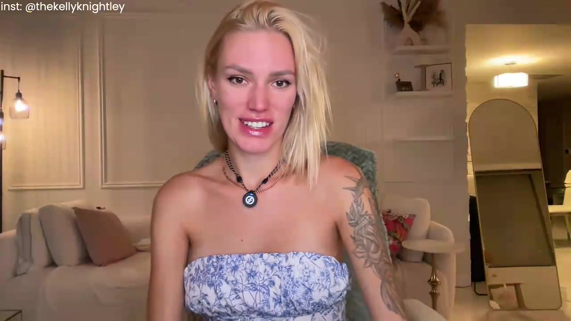 Gallery image thumbnail from Ohbabykelly's myfreecams stream on, 09/08/2026, 01:48 image 3 of 20