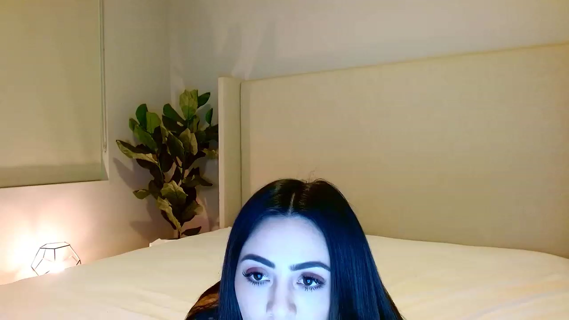 Gallery image thumbnail from Ohbnks's myfreecams stream on, 02/24/2023, 05:42 image 15 of 20