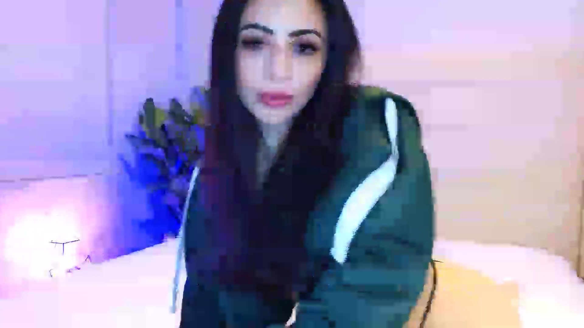 Gallery image thumbnail from Ohbnks's myfreecams stream on, 03/22/2023, 06:28 image 12 of 20