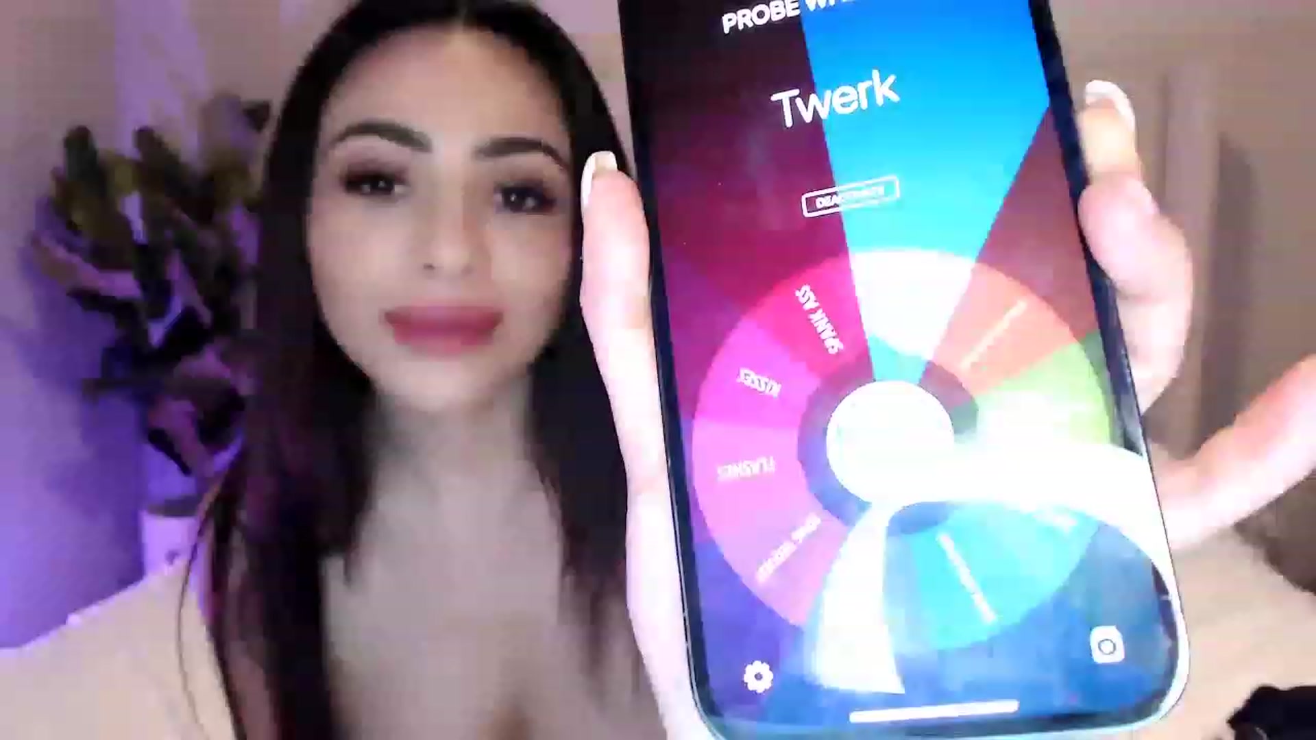 Gallery image thumbnail from Ohbnks's myfreecams stream on, 03/30/2023, 05:09 image 13 of 20