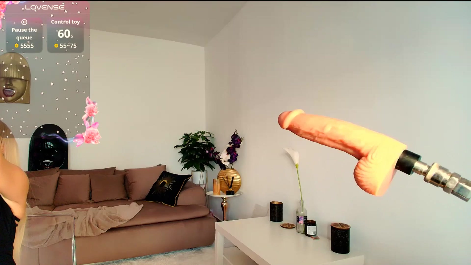 Gallery image thumbnail from OhhLuan's myfreecams stream on, 11/13/2025, 14:26 image 2 of 20