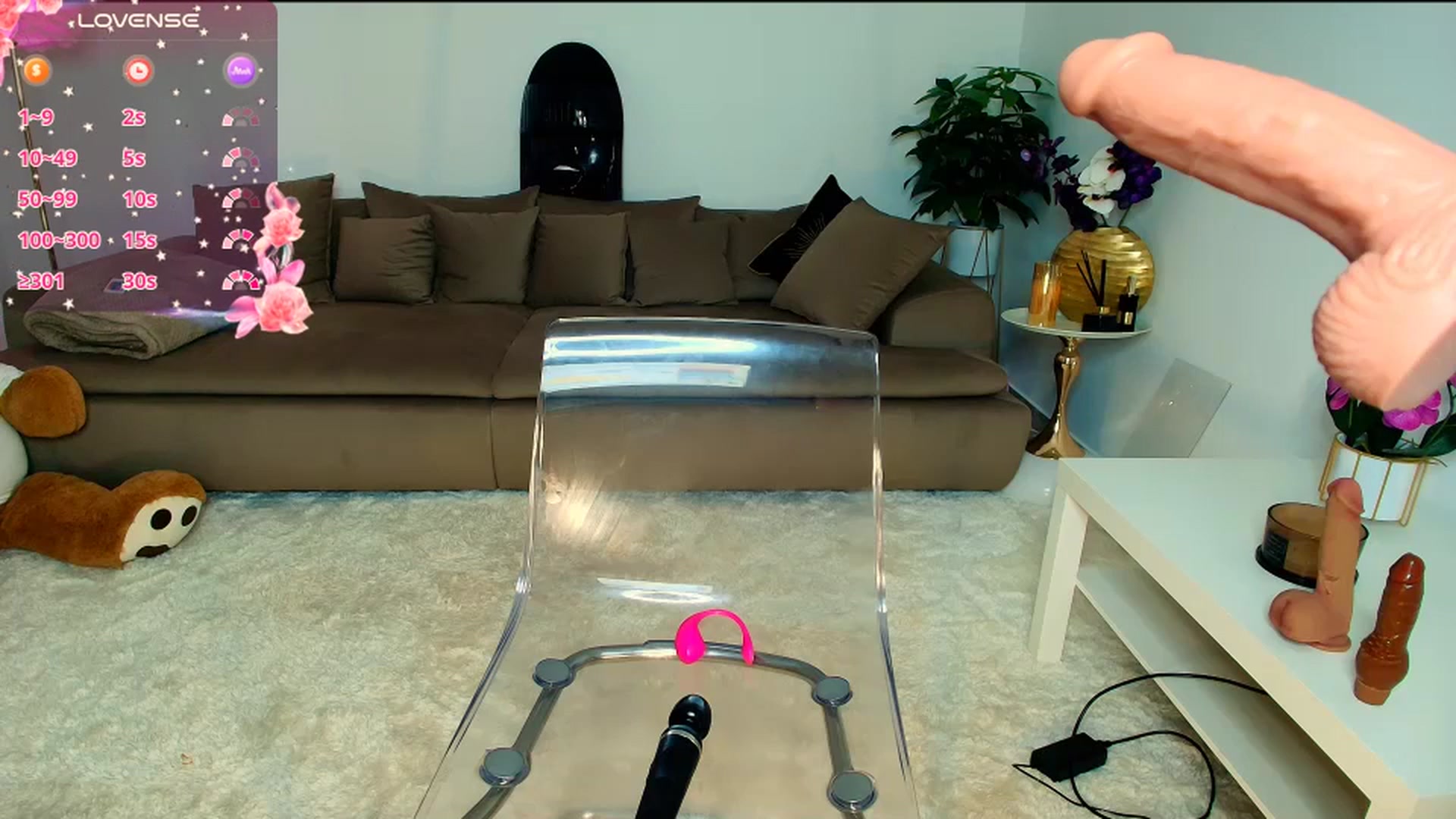 Gallery image thumbnail from OhhLuan's myfreecams stream on, 12/06/2025, 14:32 image 13 of 20