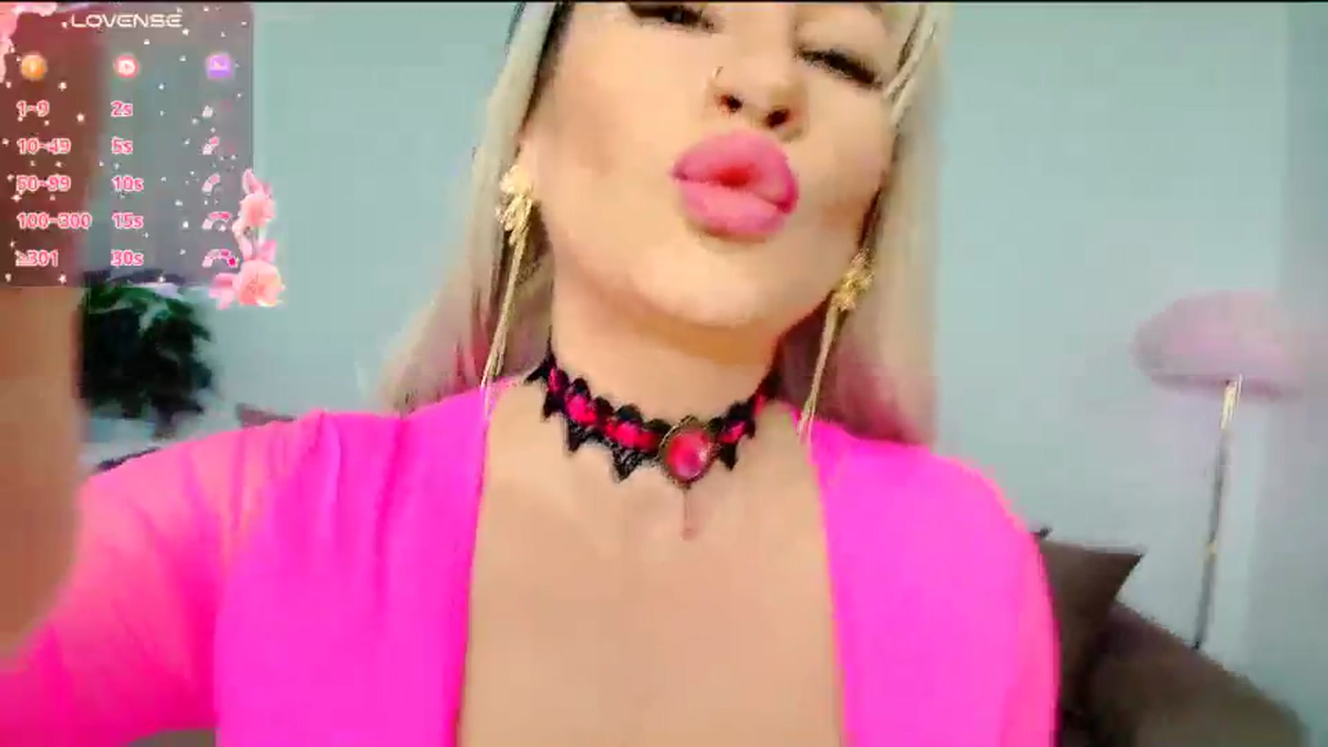 Gallery image thumbnail from OhhLuan's myfreecams stream on, 02/04/2026, 10:58 image 11 of 20